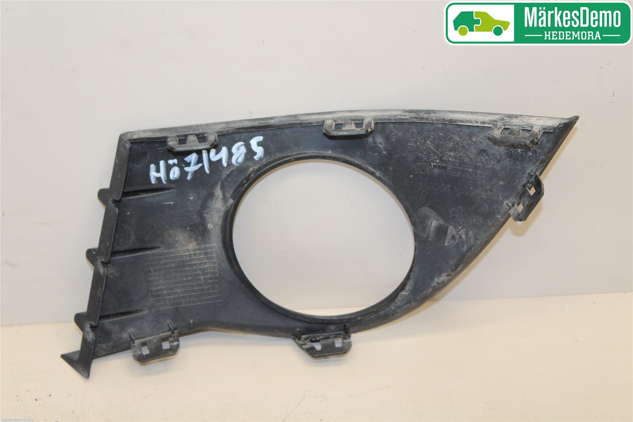Renault CLIO III  06-09 Frontlykt Kurve-Tåkelys Ramme