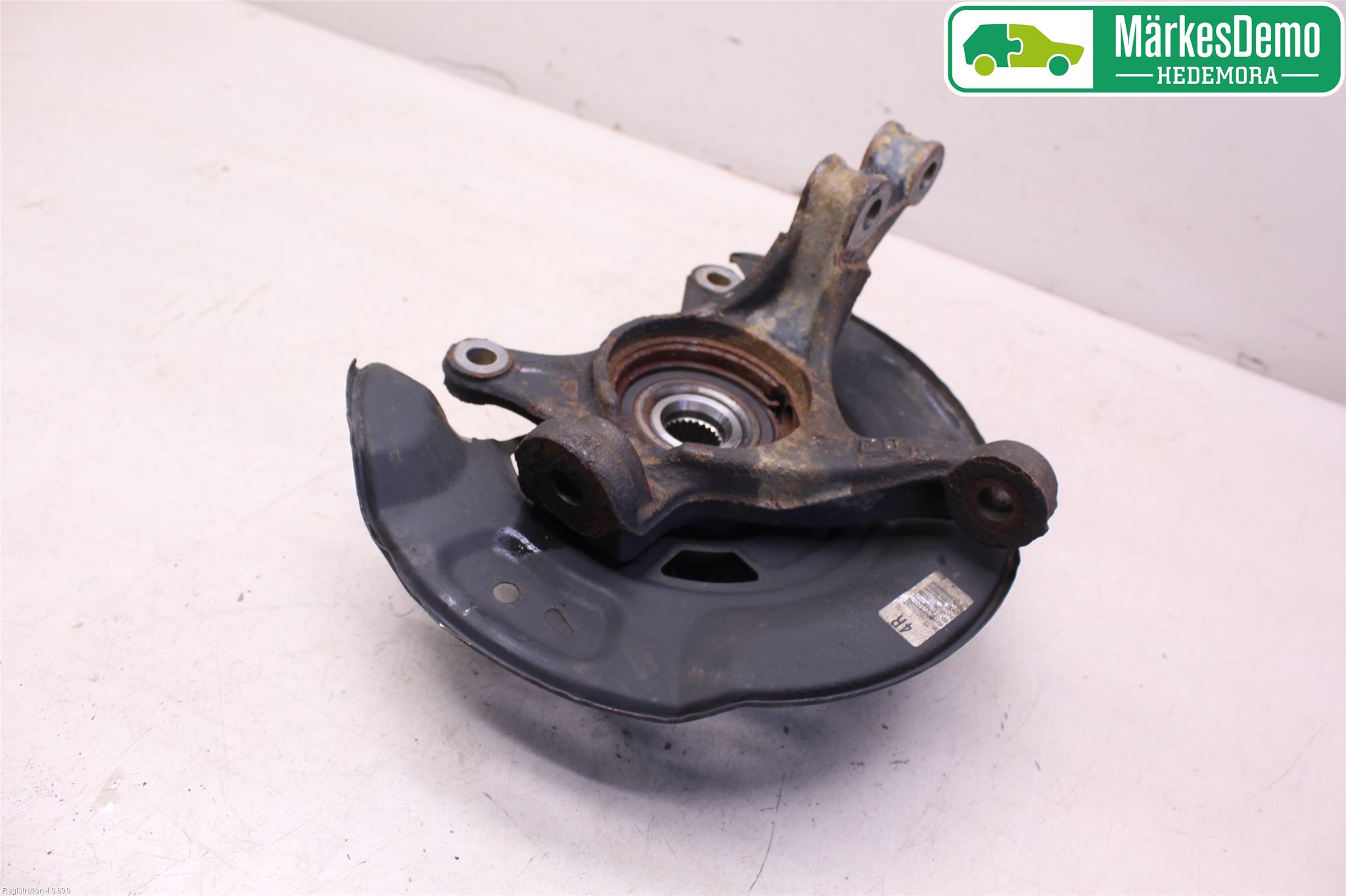 Toyota YARIS XP130 15-20 Spindel Hf