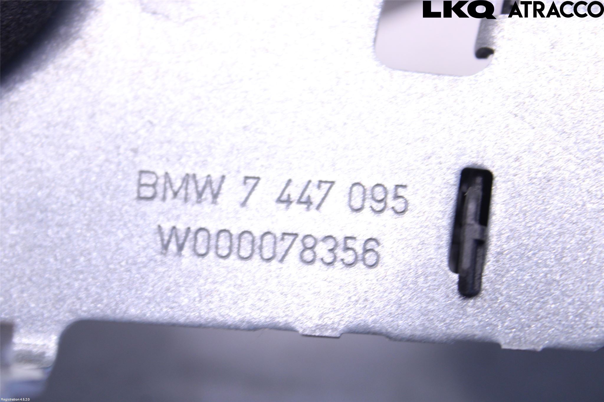 BMW 5 G30/G31/F90 17-23 Bakluke-Lokk Låsekasse