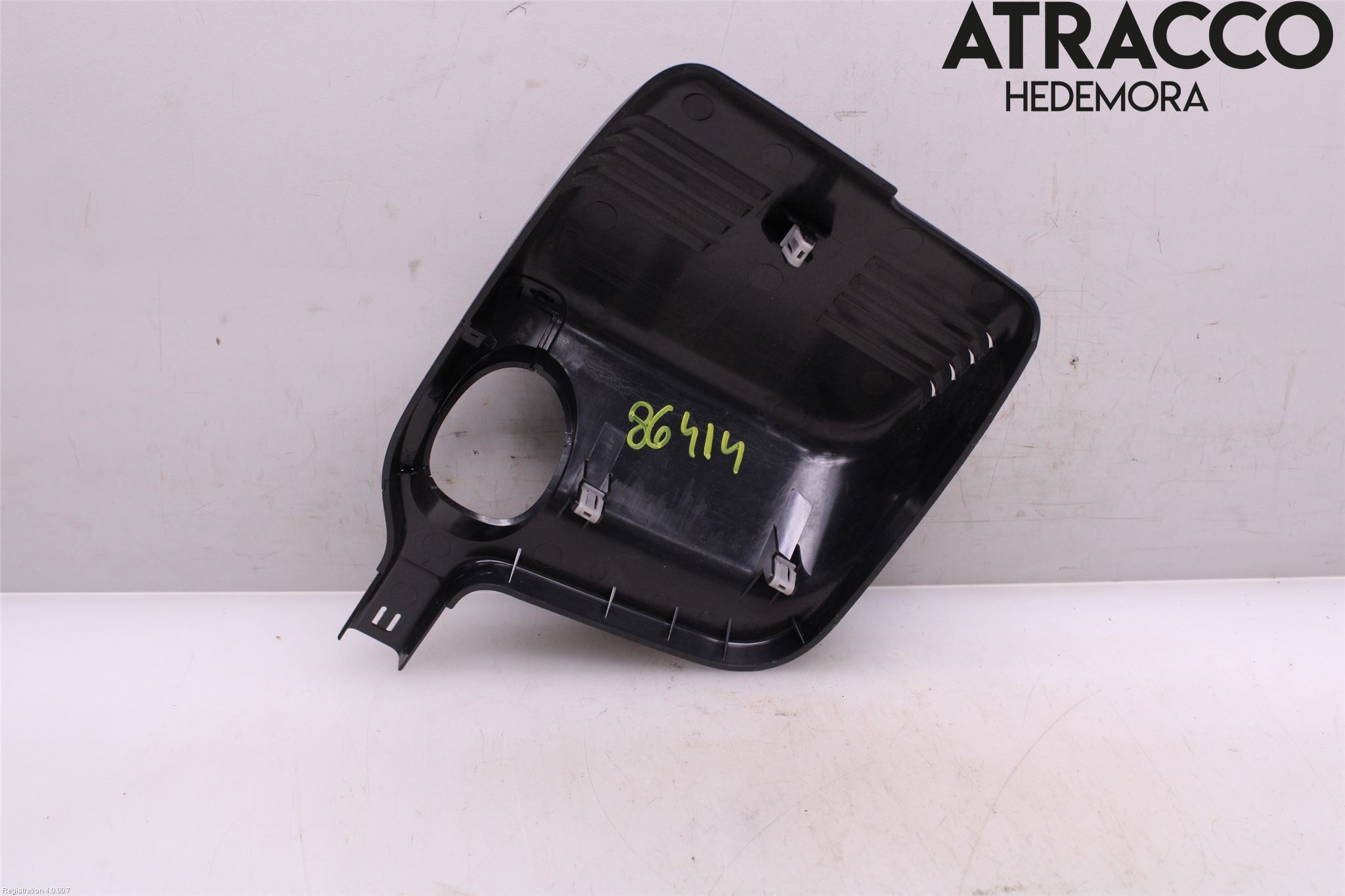 Nissan X-TRAIL 14-21 Innvendig Takbrakett