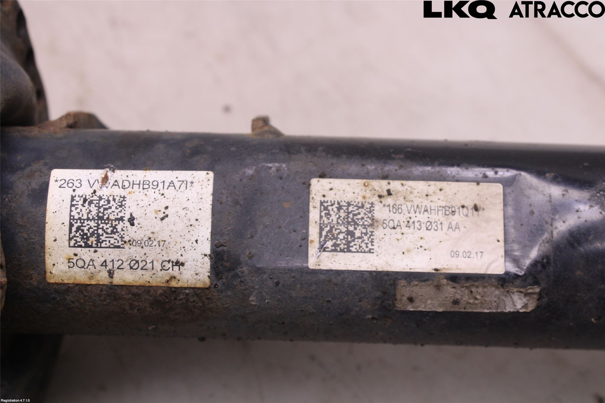Volkswagen VW TOURAN 16- Fjærbein Foran Høyre