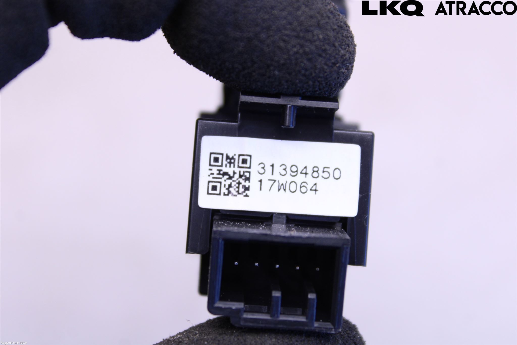 Volvo XC60 14-17 Bryter Vindusheis