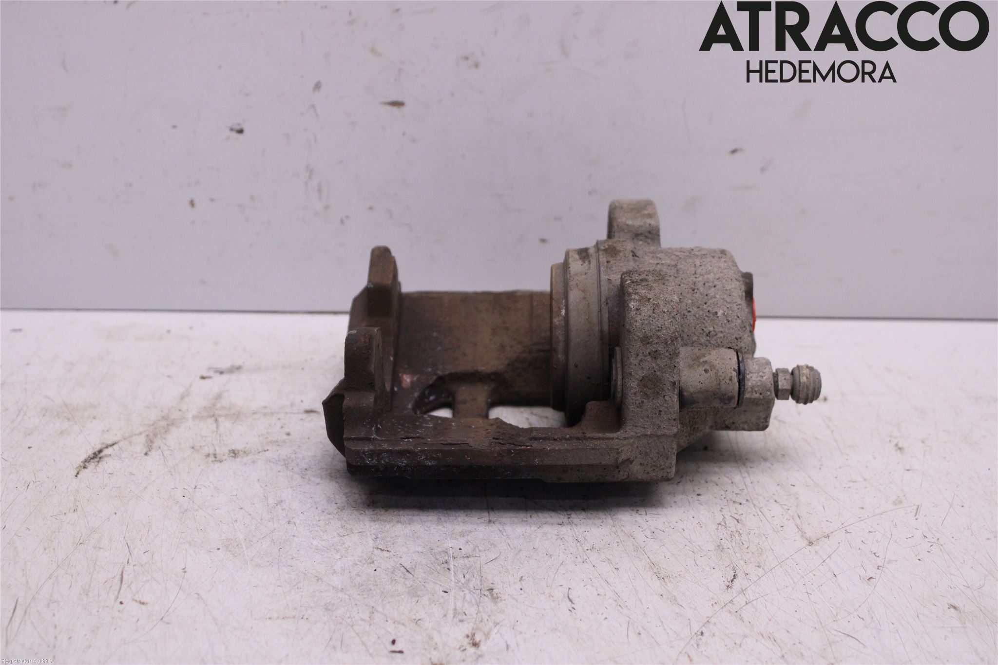 Toyota YARIS XP130 15-20 Bremsecaliper Foran Høyre