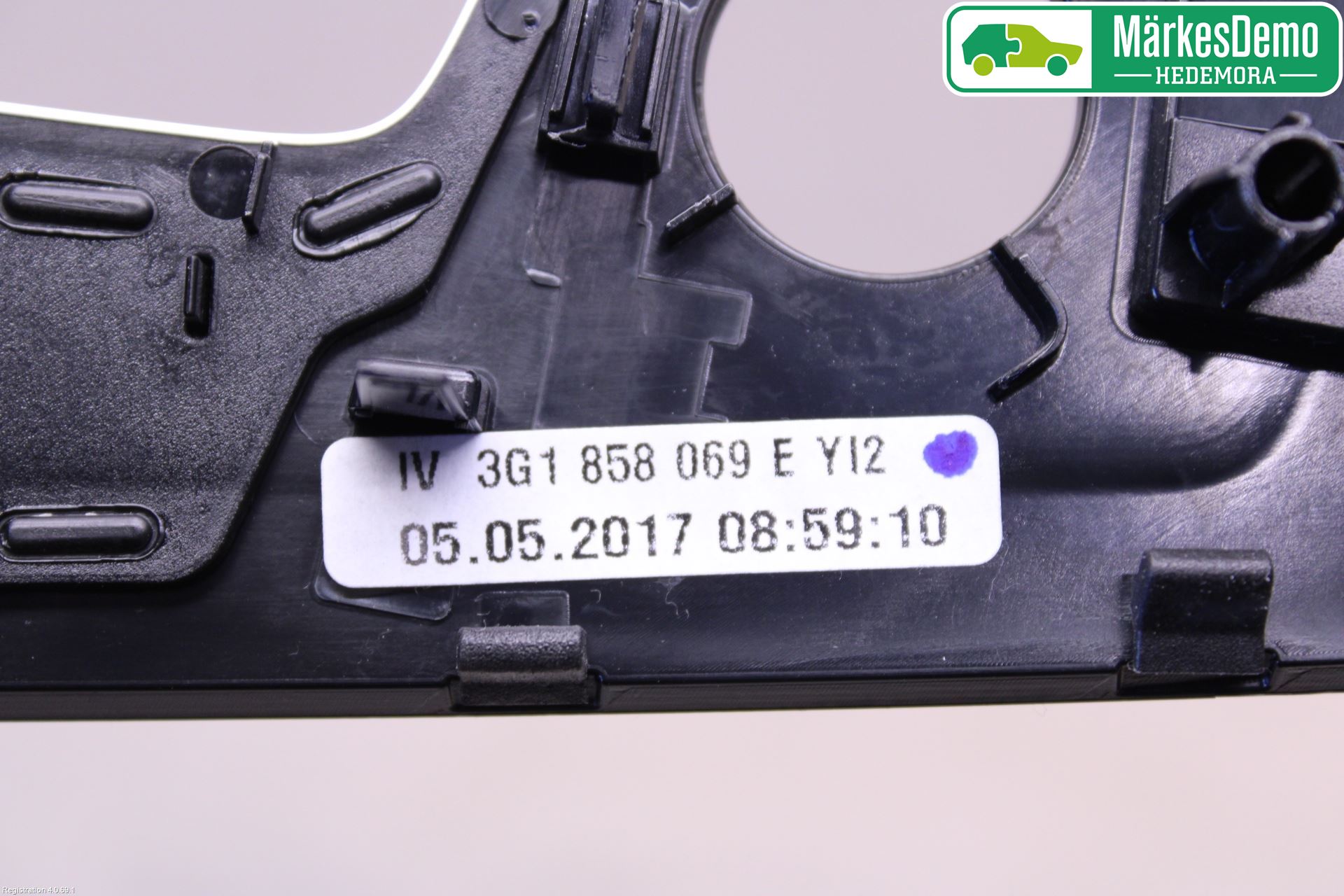 Volkswagen VW PASSAT 15-19 Innr Radio Ramme