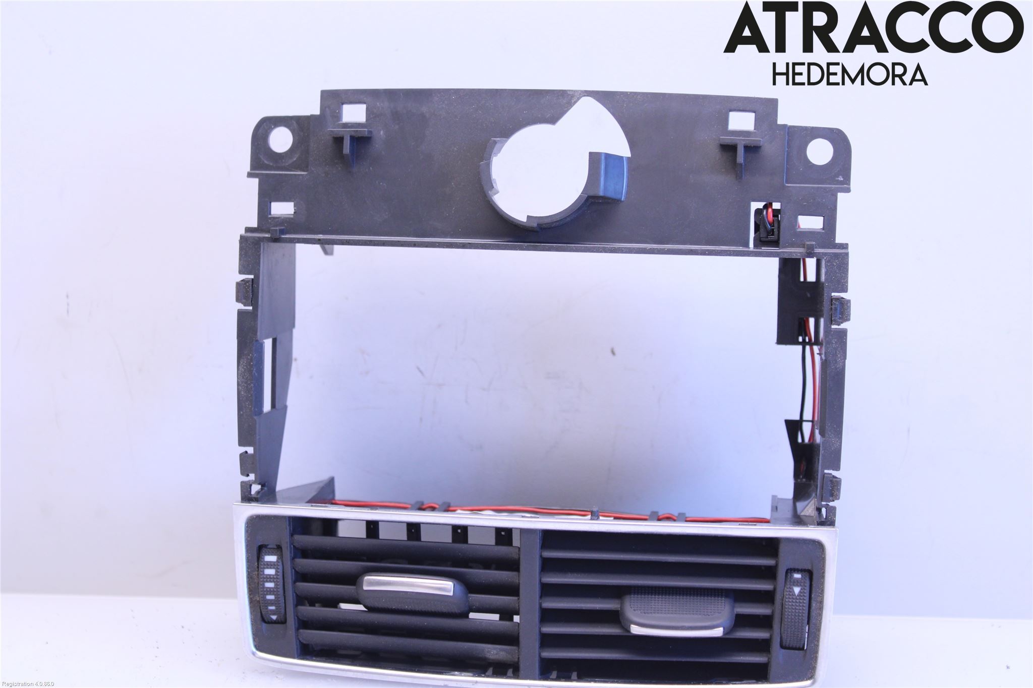 Audi A8/S8 4E  02-09 Dashbord Kanal - Dyse