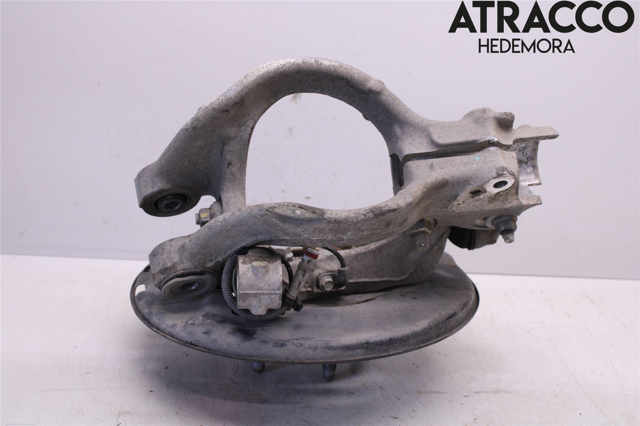 Opel INSIGNIA 09-16 Spindel Hf