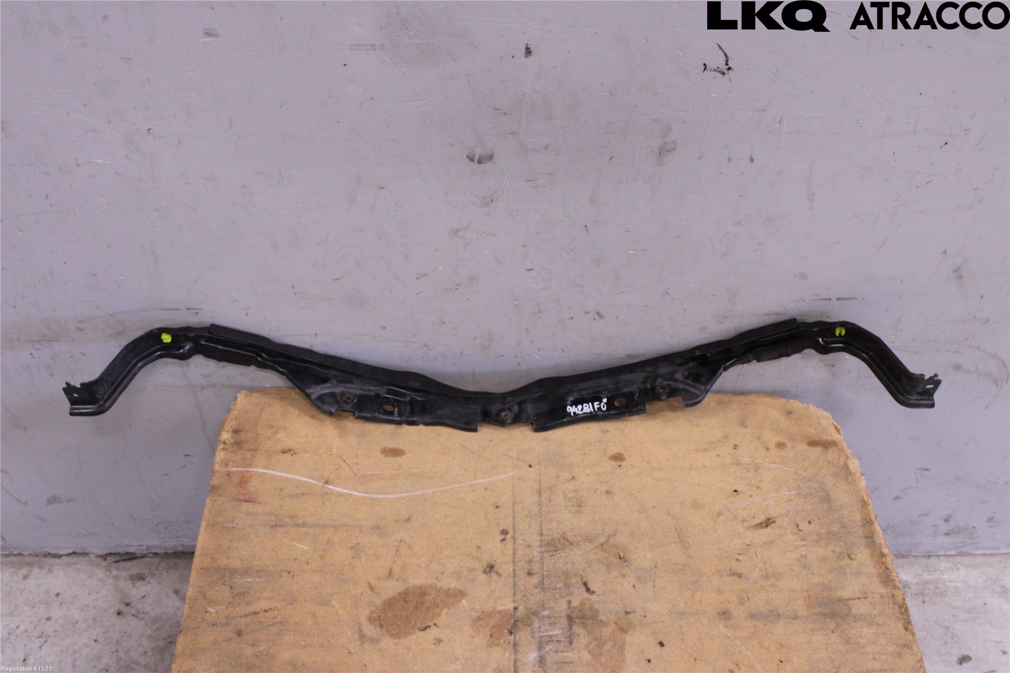 Toyota RAV4 13-18 Frontplate Øvre