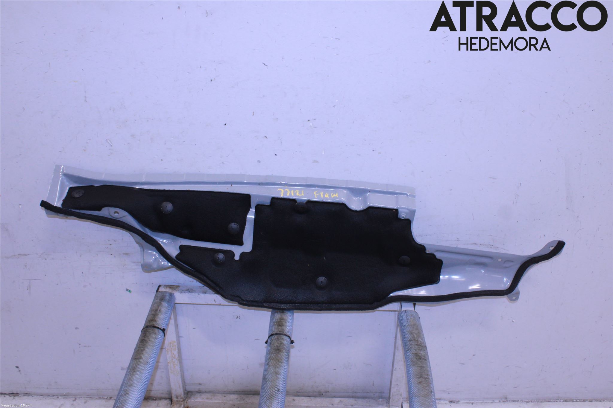 Renault KANGOO II 15-21 Visker Deksel-Grill-Under Frr