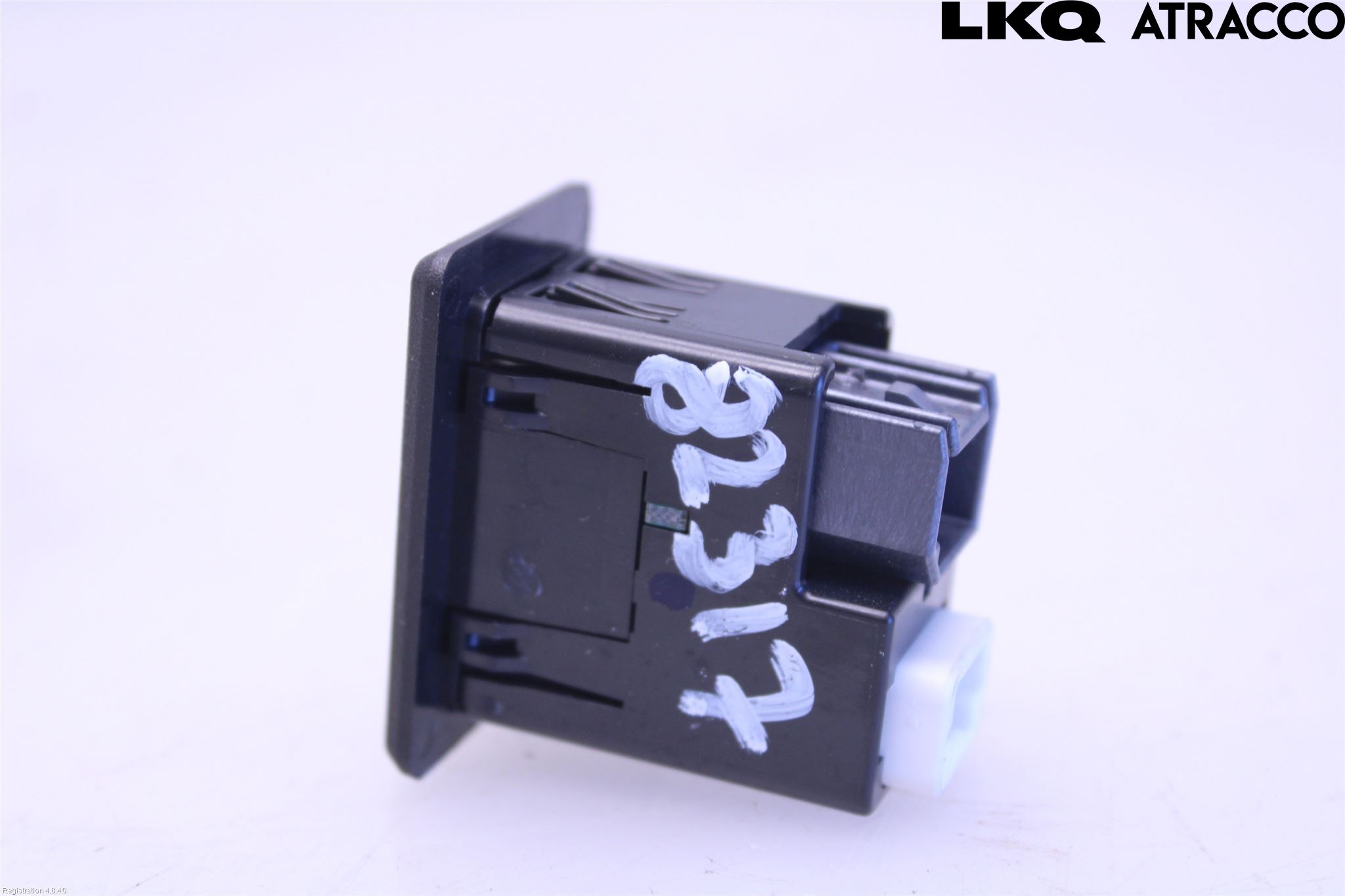 Nissan X-TRAIL 14-21 Usb Connection