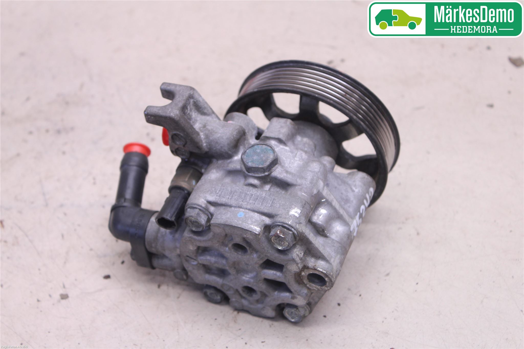 Subaru OUTBACK 10-15 Servo Pumpe