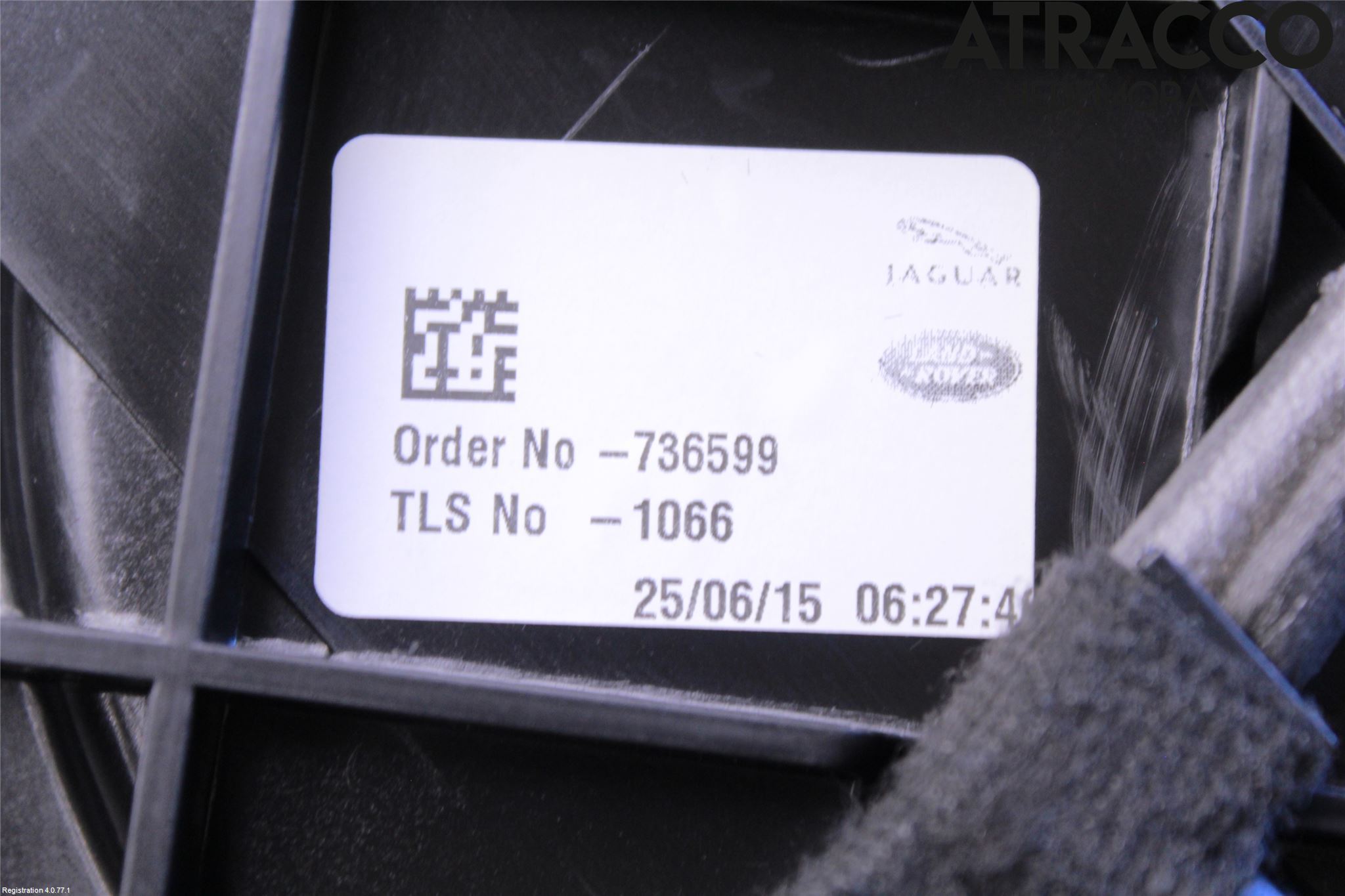 Jaguar XE (X760) 15-24 Innr Konsoll-Lomme