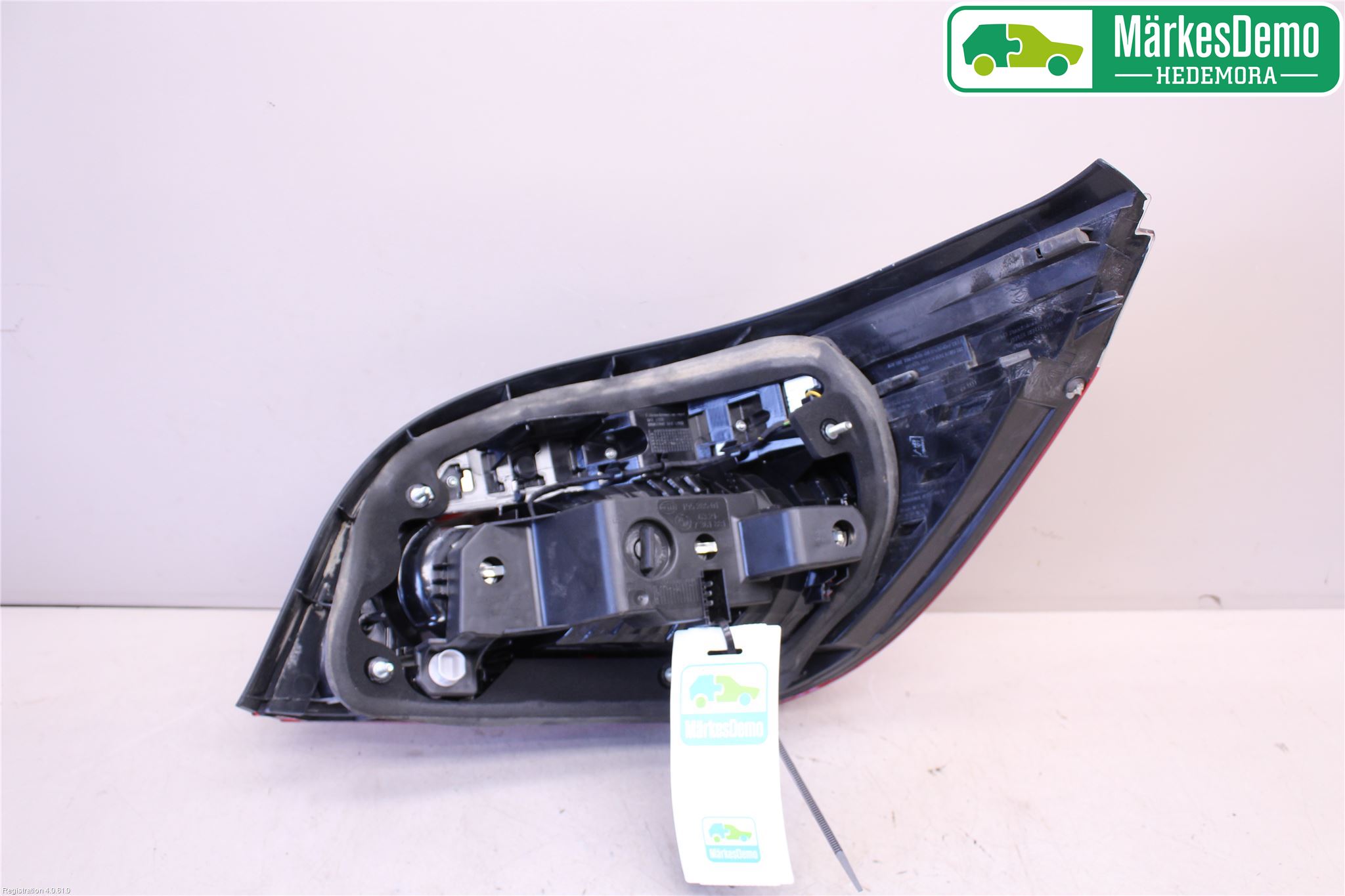 BMW 5 E60/61 Sed/Tou 02-10 Baklykt Venstre