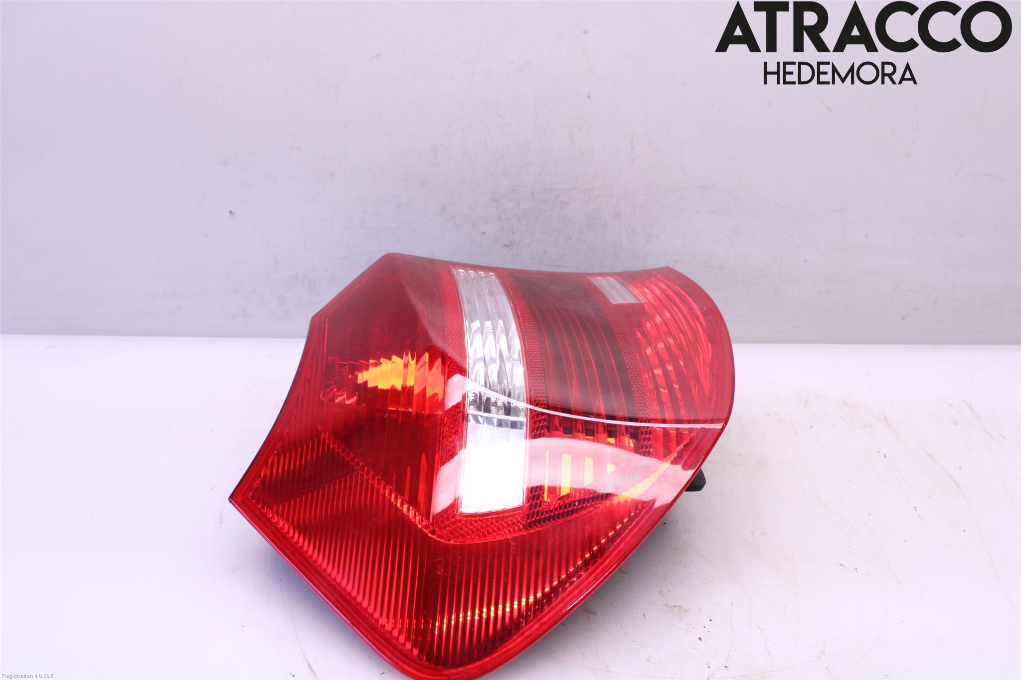 BMW 1 E87/81 5D/3D 03-11 Baklykt Venstre