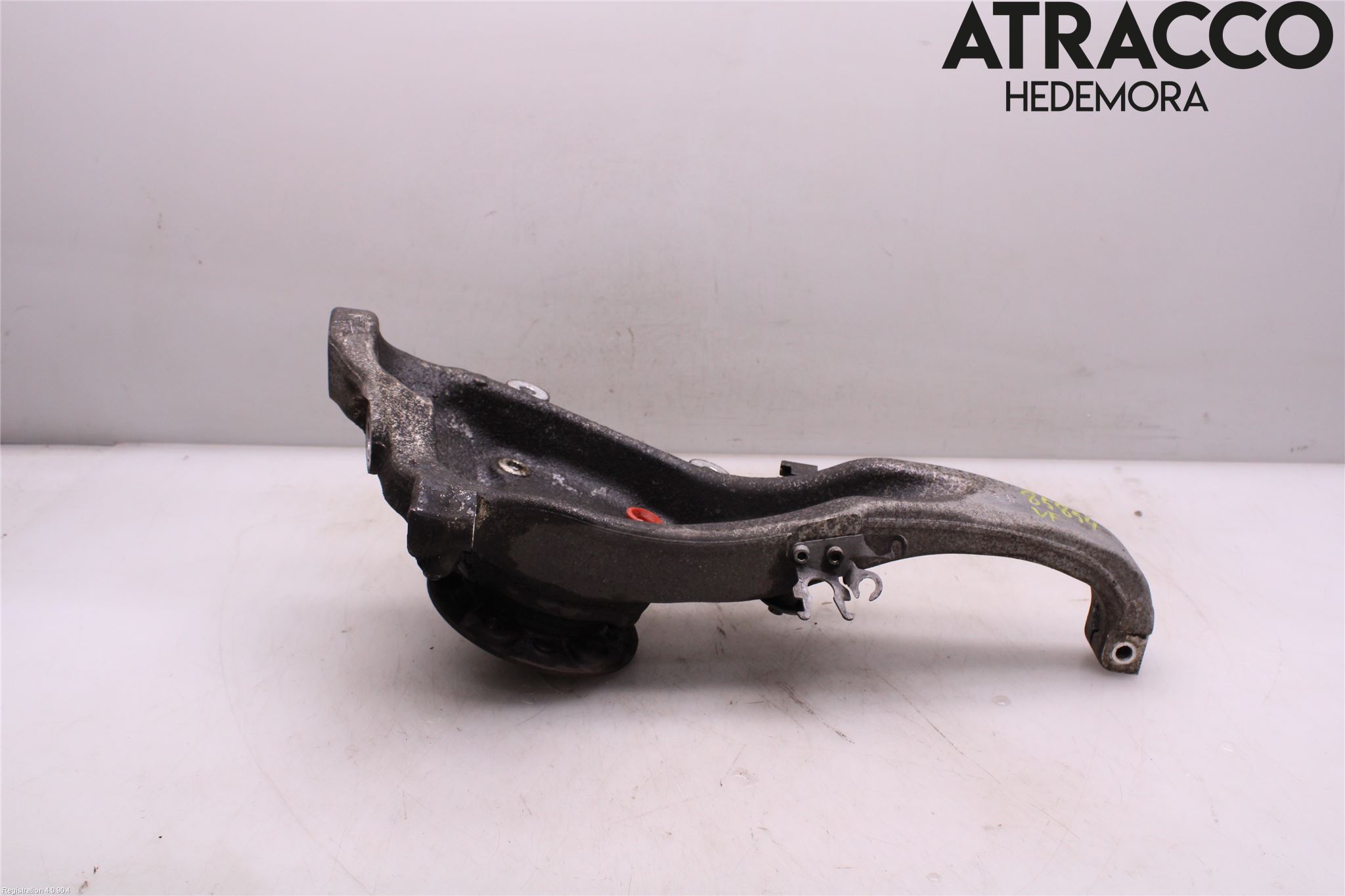 BMW 5 F10/F11/F18 09-17 Spindel Vf