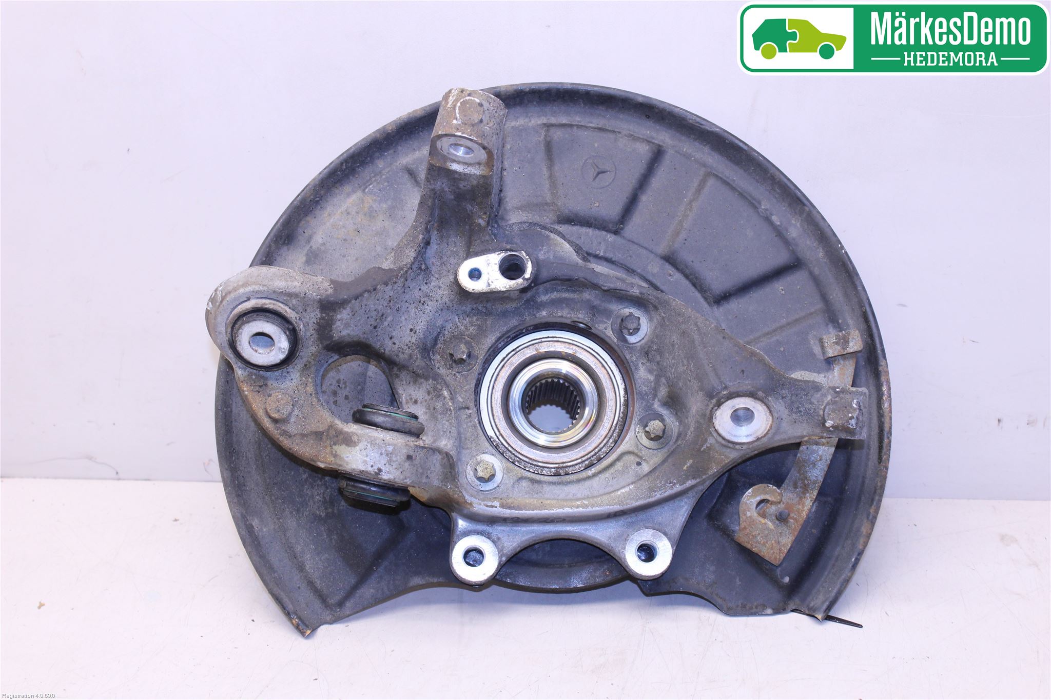 Mercedes-Benz MB E-KLASS (W212) 09-16 Spindel Hb