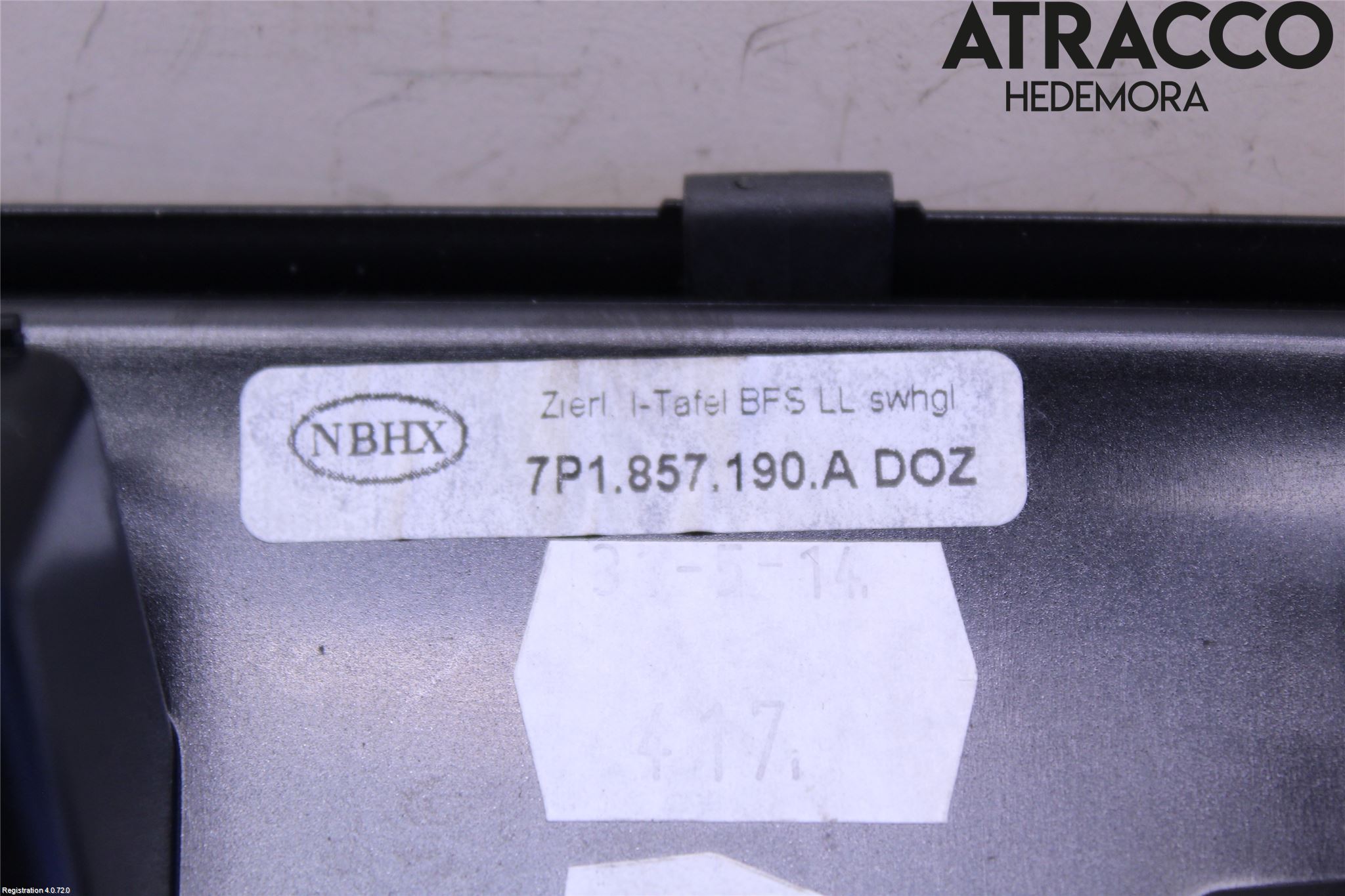 Volkswagen VW TOUAREG 7P 11-18 Dashbord Kanal - Dyse