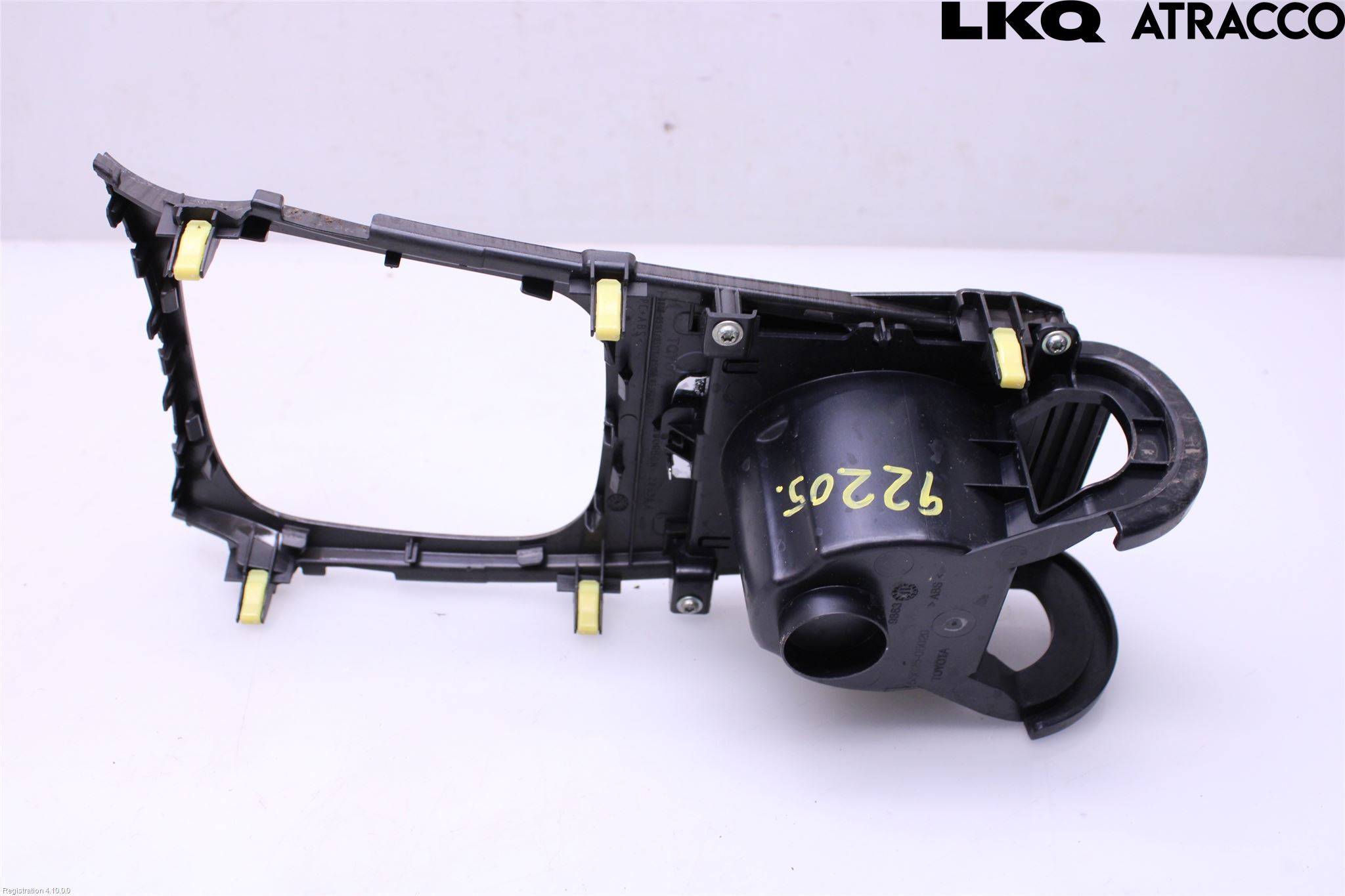 Toyota AVENSIS 09-15 Innr Koppholder
