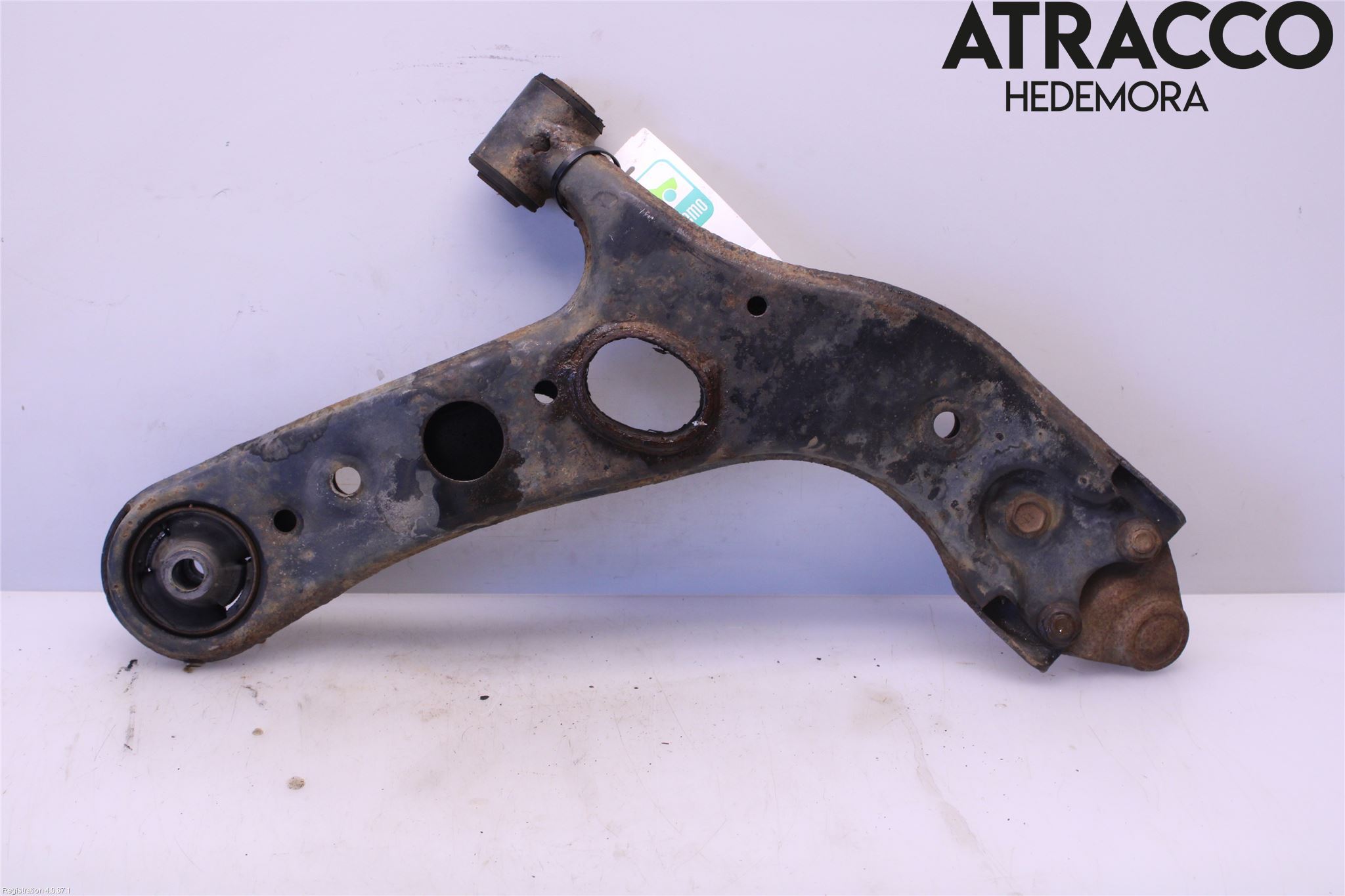 Toyota RAV4 13-18 Bærearm Foran Venstre Nedre