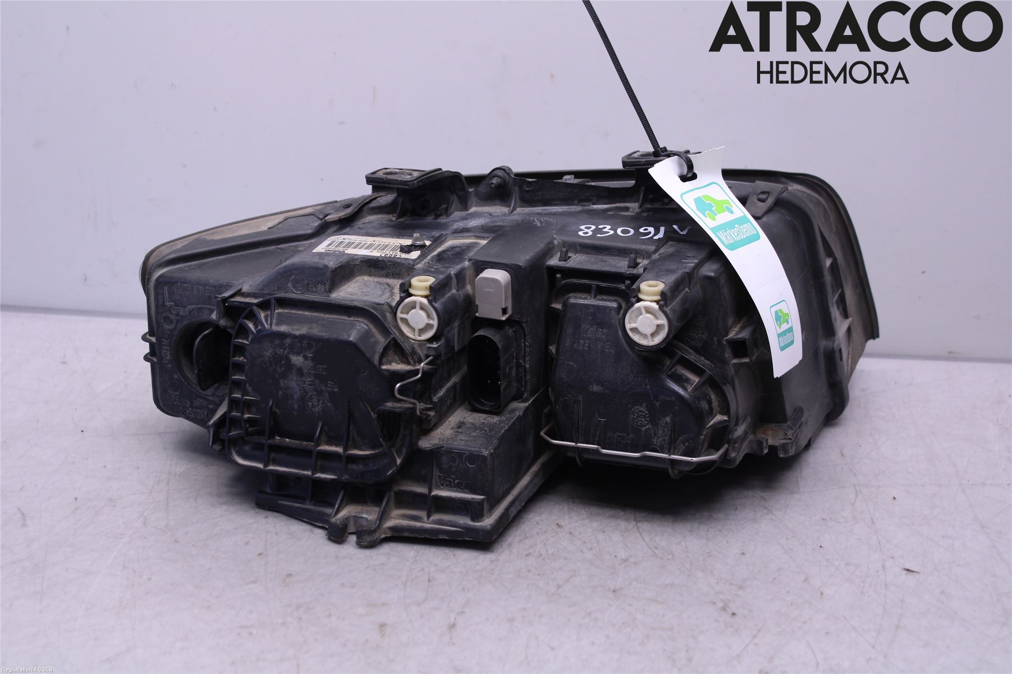 Audi A4/S4 01-05 Frontlykt Venstre