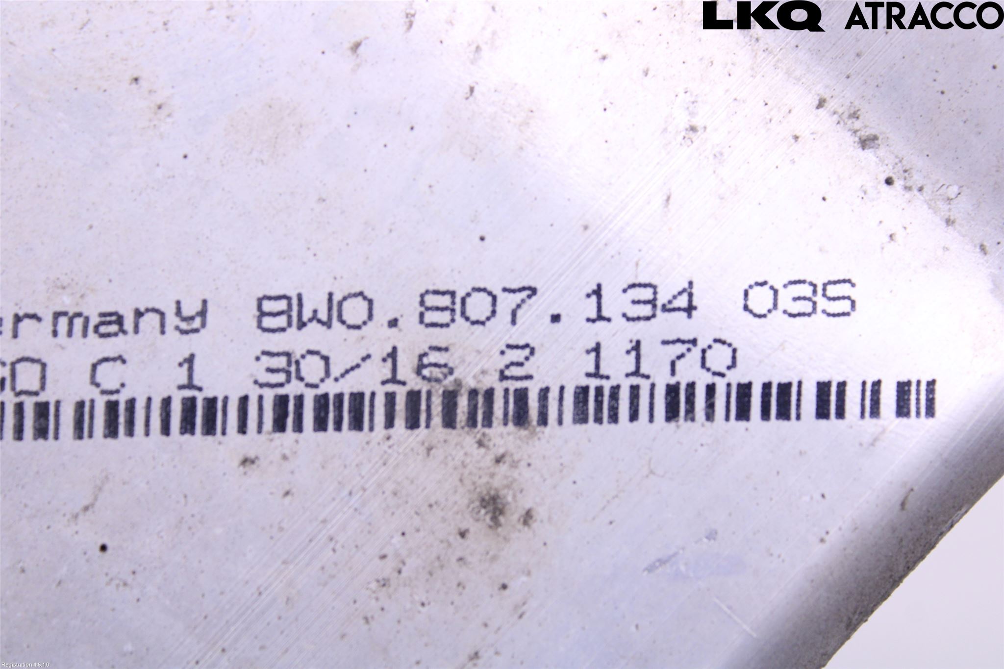 Audi A4/S4 B9 16-19 Støtfanger Foran Feste