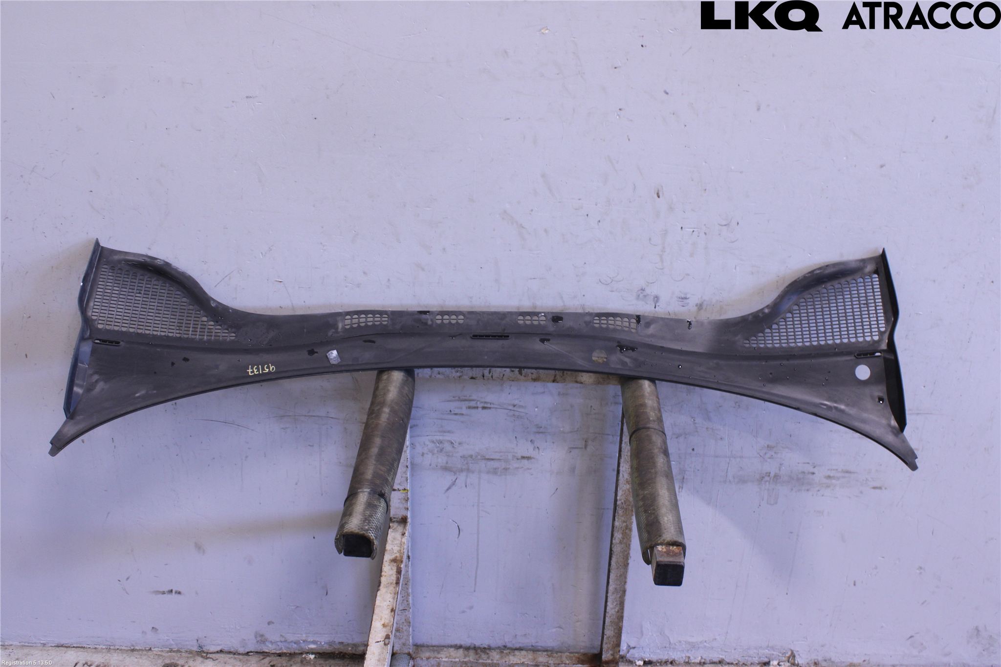 Skoda RAPID Visker Deksel-Grill-Under Frr