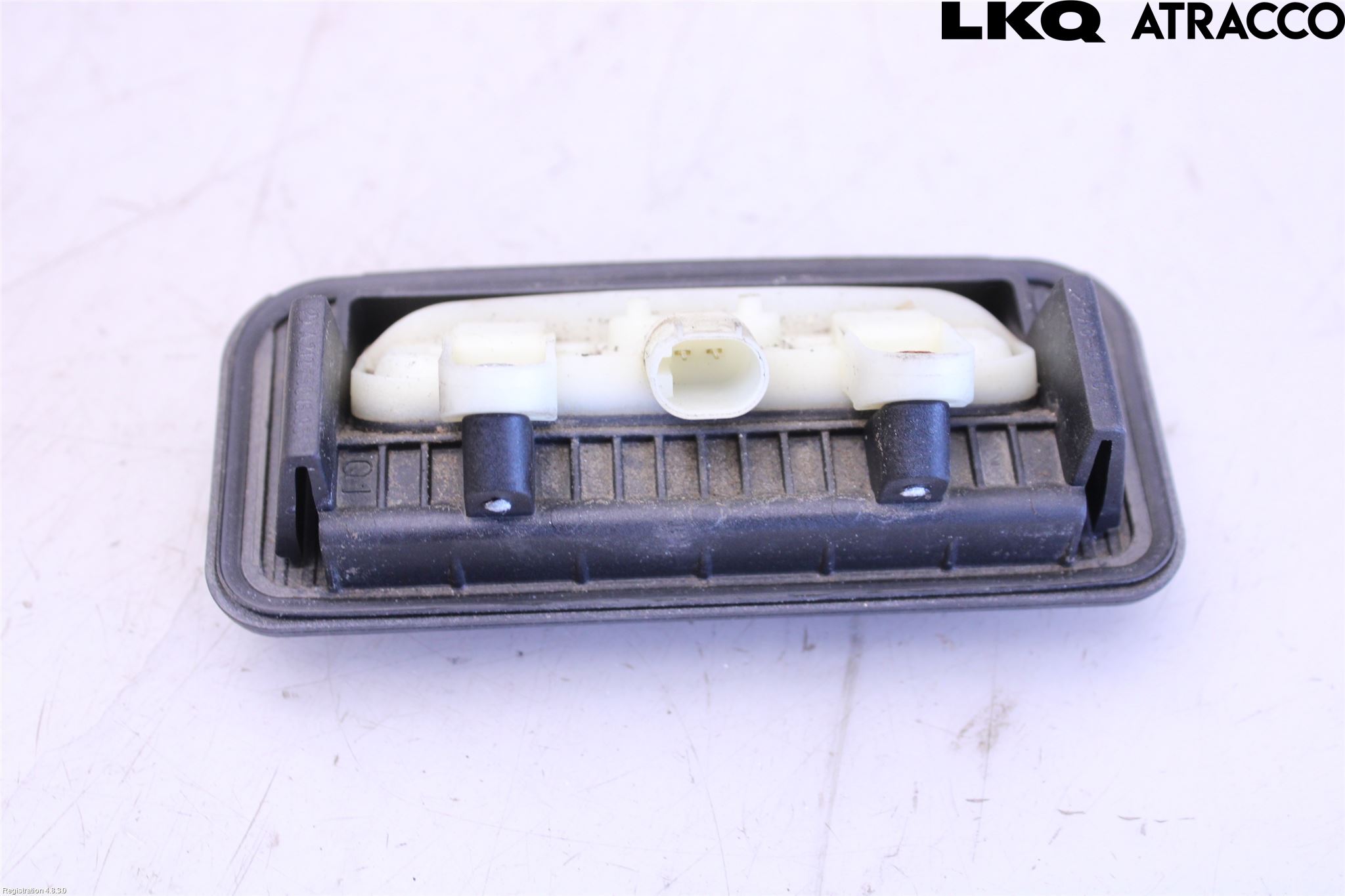 Mercedes-Benz MB E-KLASS (W212) 09-16 Bakluke Handtak Ytre