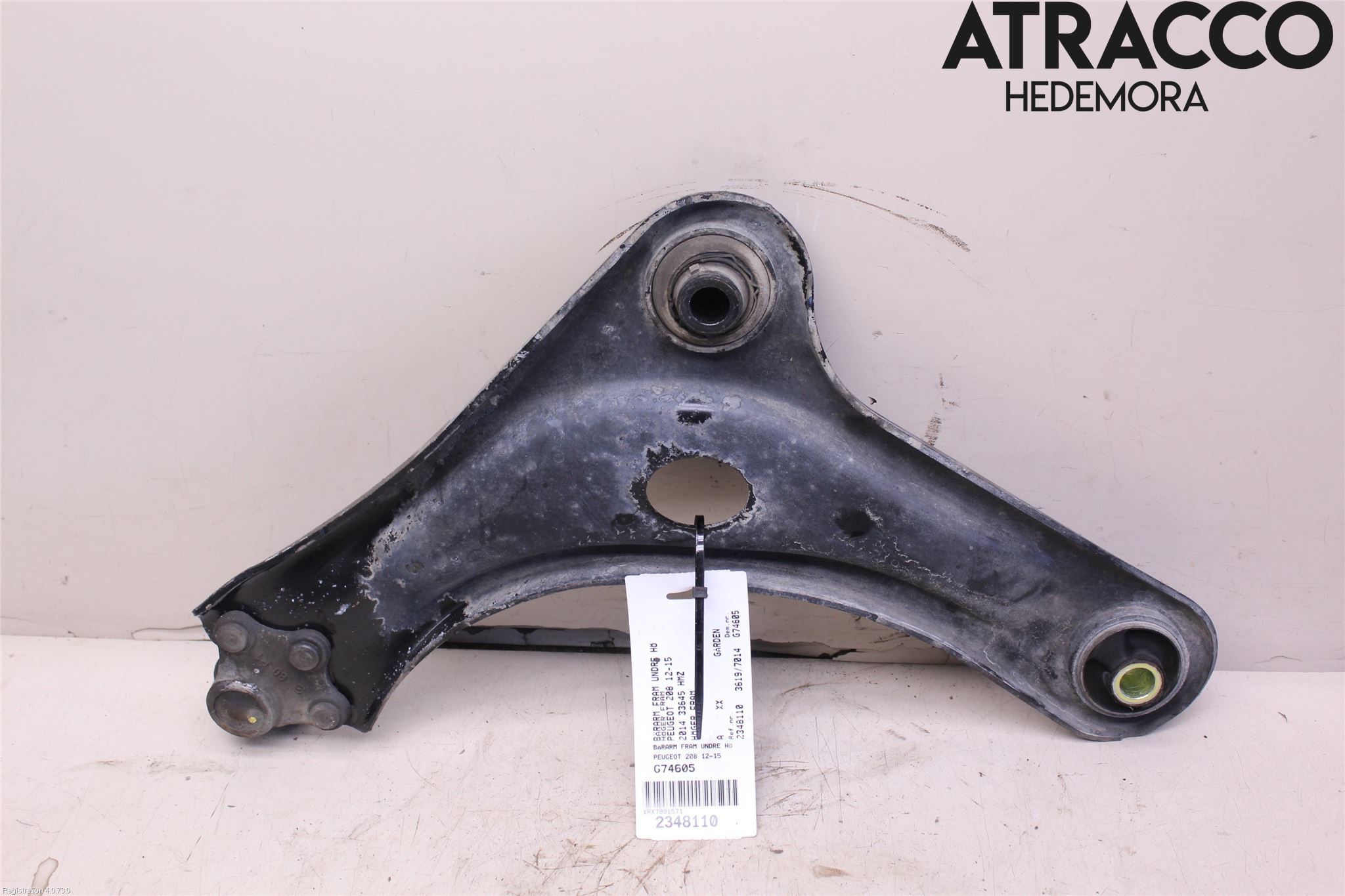 Peugeot 208 12-15 Bærearm Foran Høyre Nedre