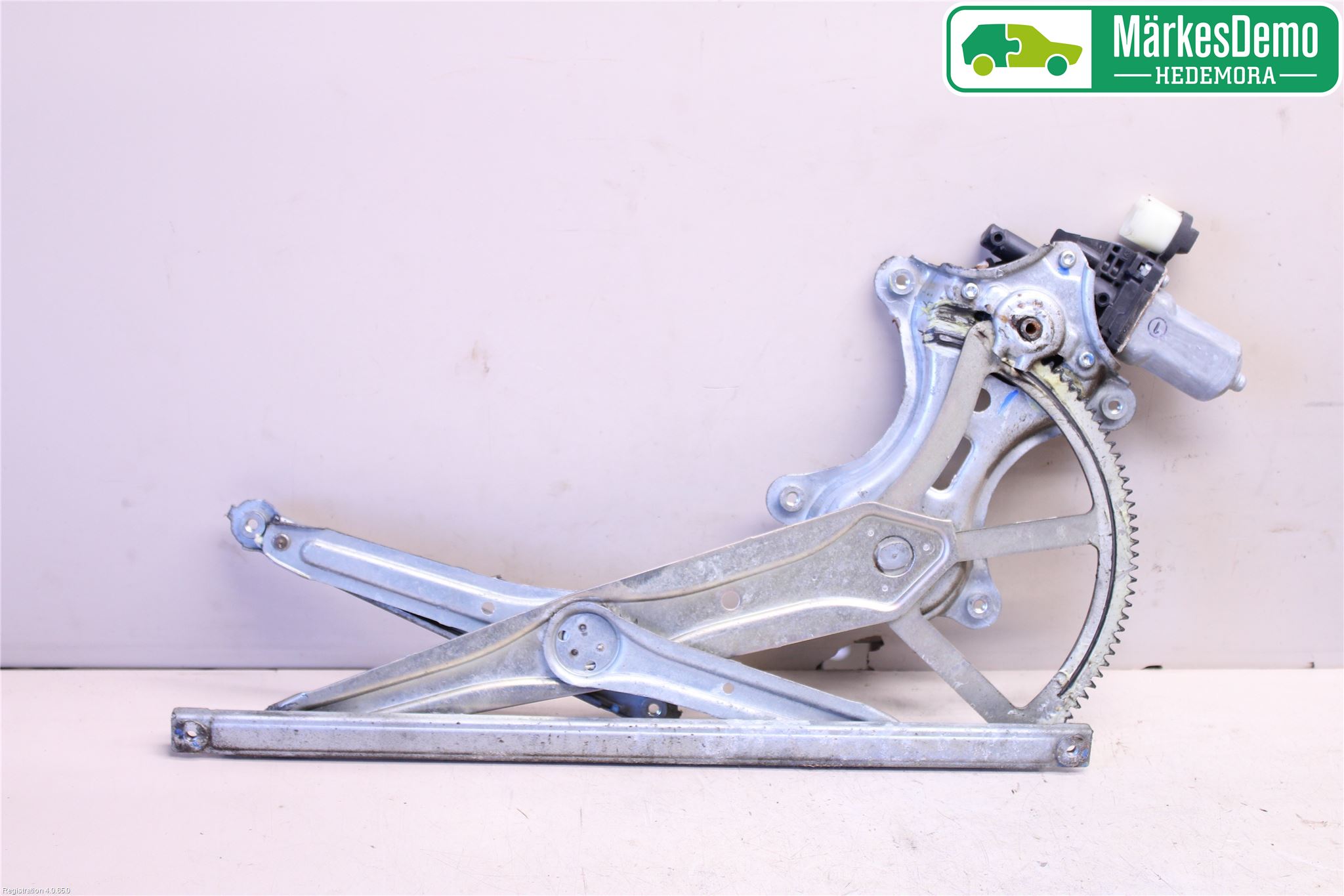 Mitsubishi L200 06-15 Vindusheis El Komp