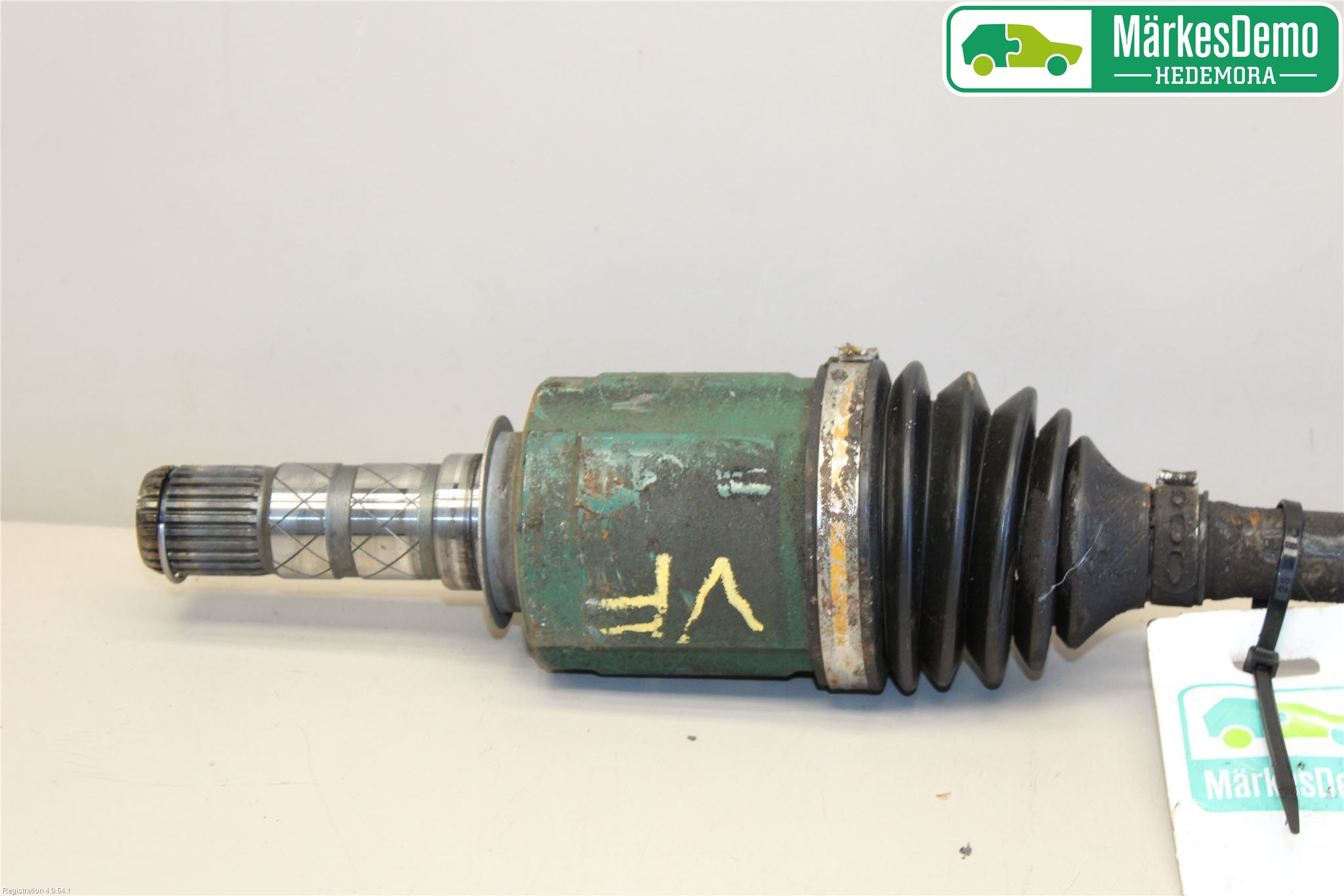 Subaru LEGACY 10-14 Drivaksel Foran Kompl Venstre