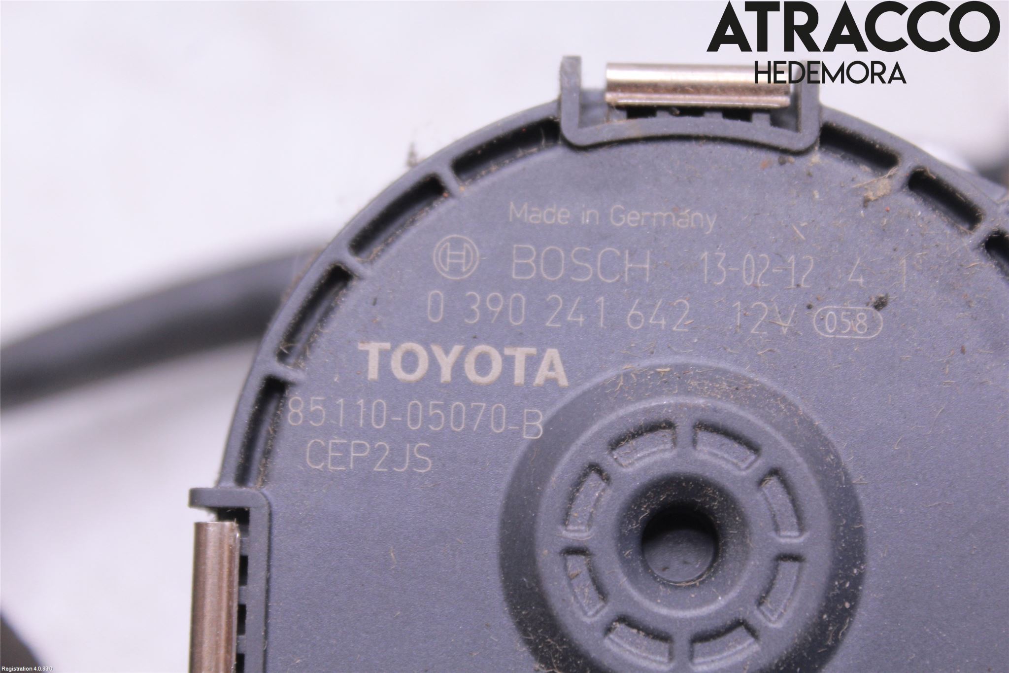 Toyota AVENSIS 09-15 Viskermotor Frontrute