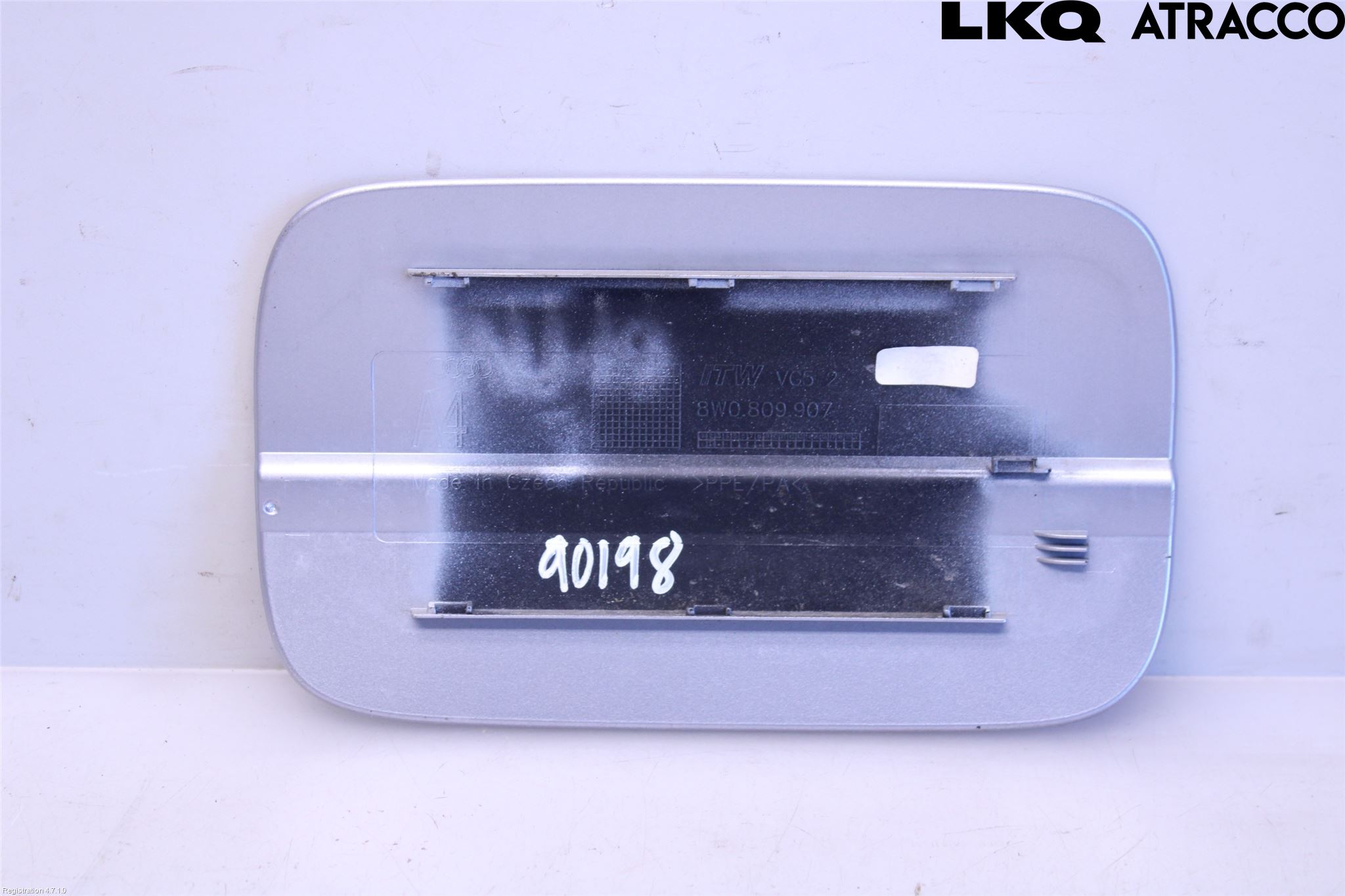 Audi A4/S4 B9 16-19 Drivstoff Tankluke