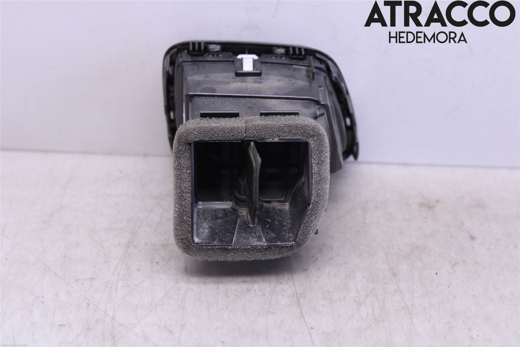 Volkswagen VW SCIROCCO 09-17 Dashbord Kanal - Dyse