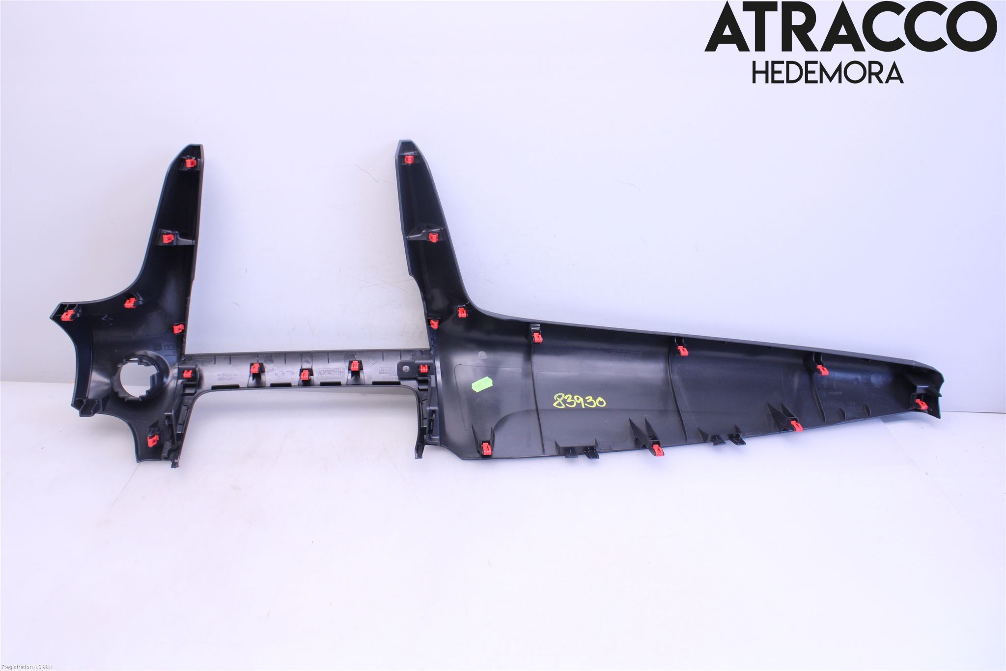 Toyota YARIS CROSS XP21 21- Innr Dekor Instrbord