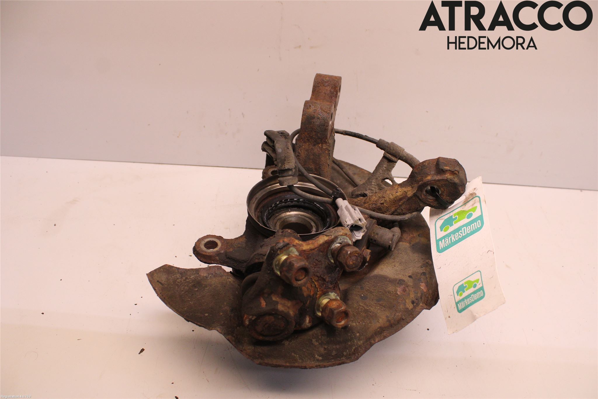 Toyota COROLLA 98-01 Spindel Hf