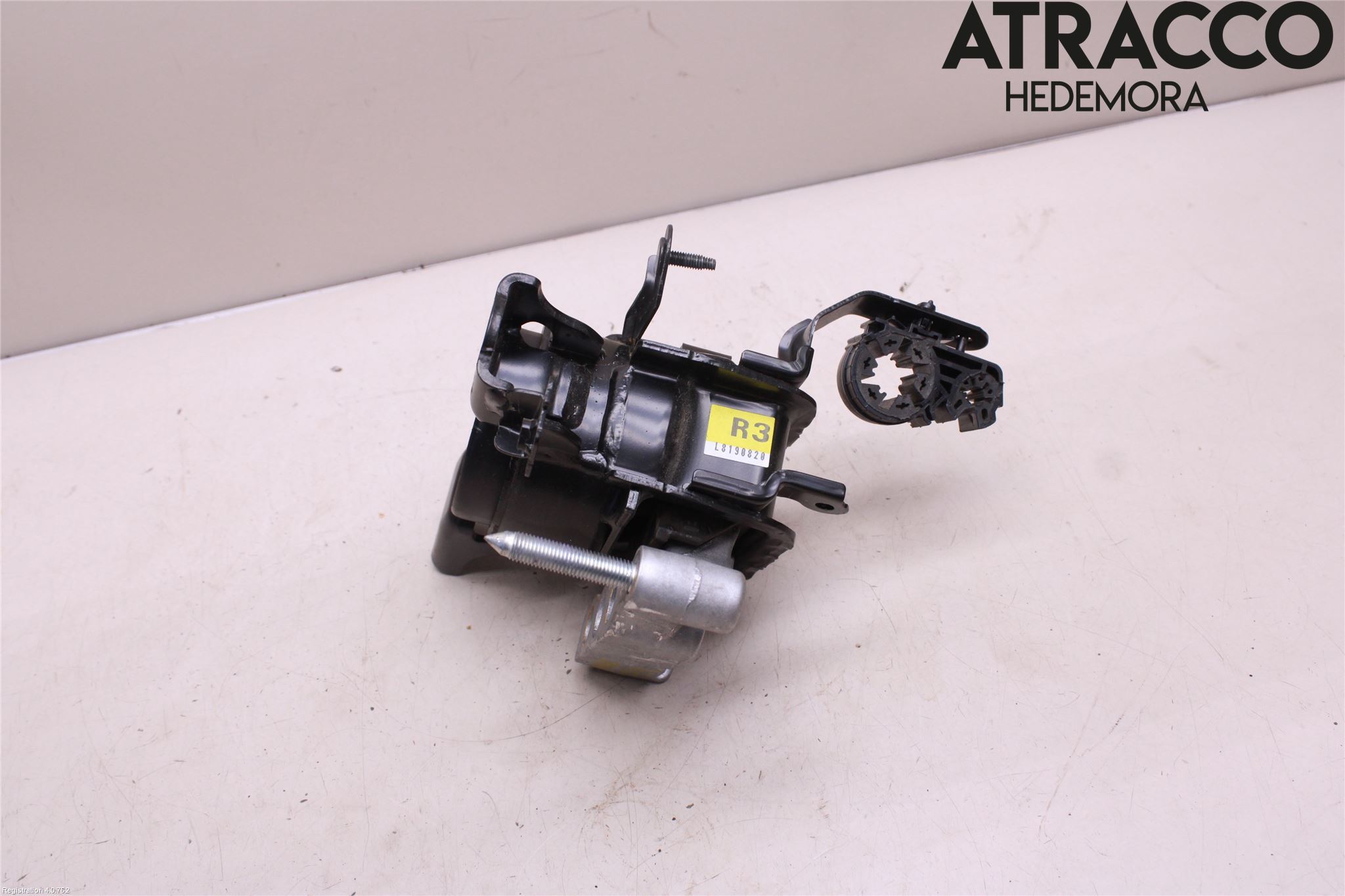 Toyota RAV4 19- Motor Feste Gummi