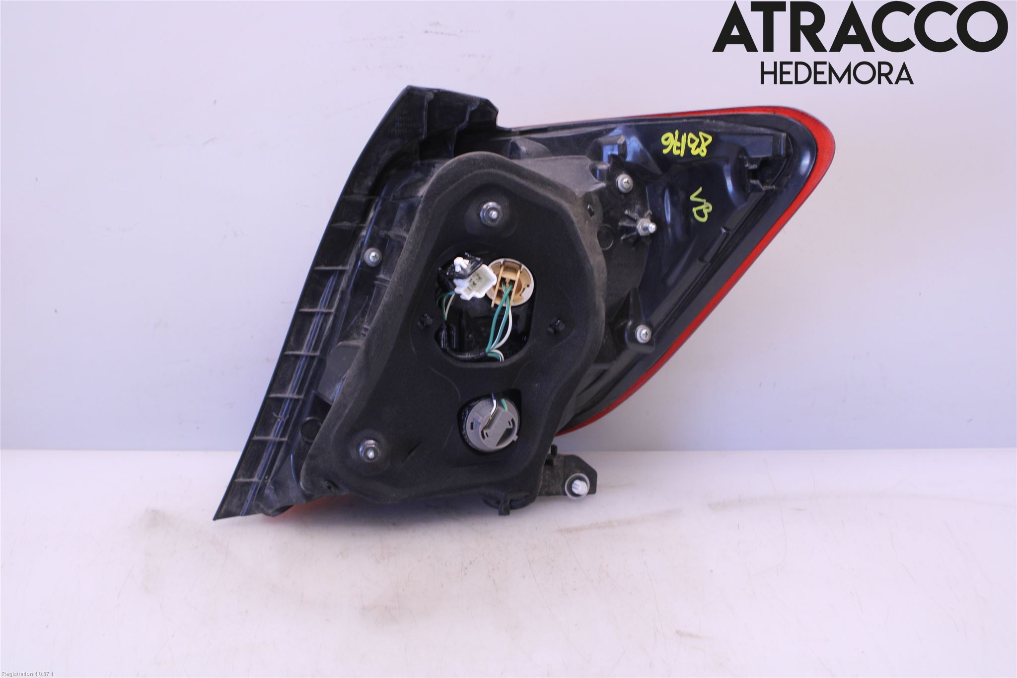 Toyota YARIS XP130 15-20 Baklykt Venstre