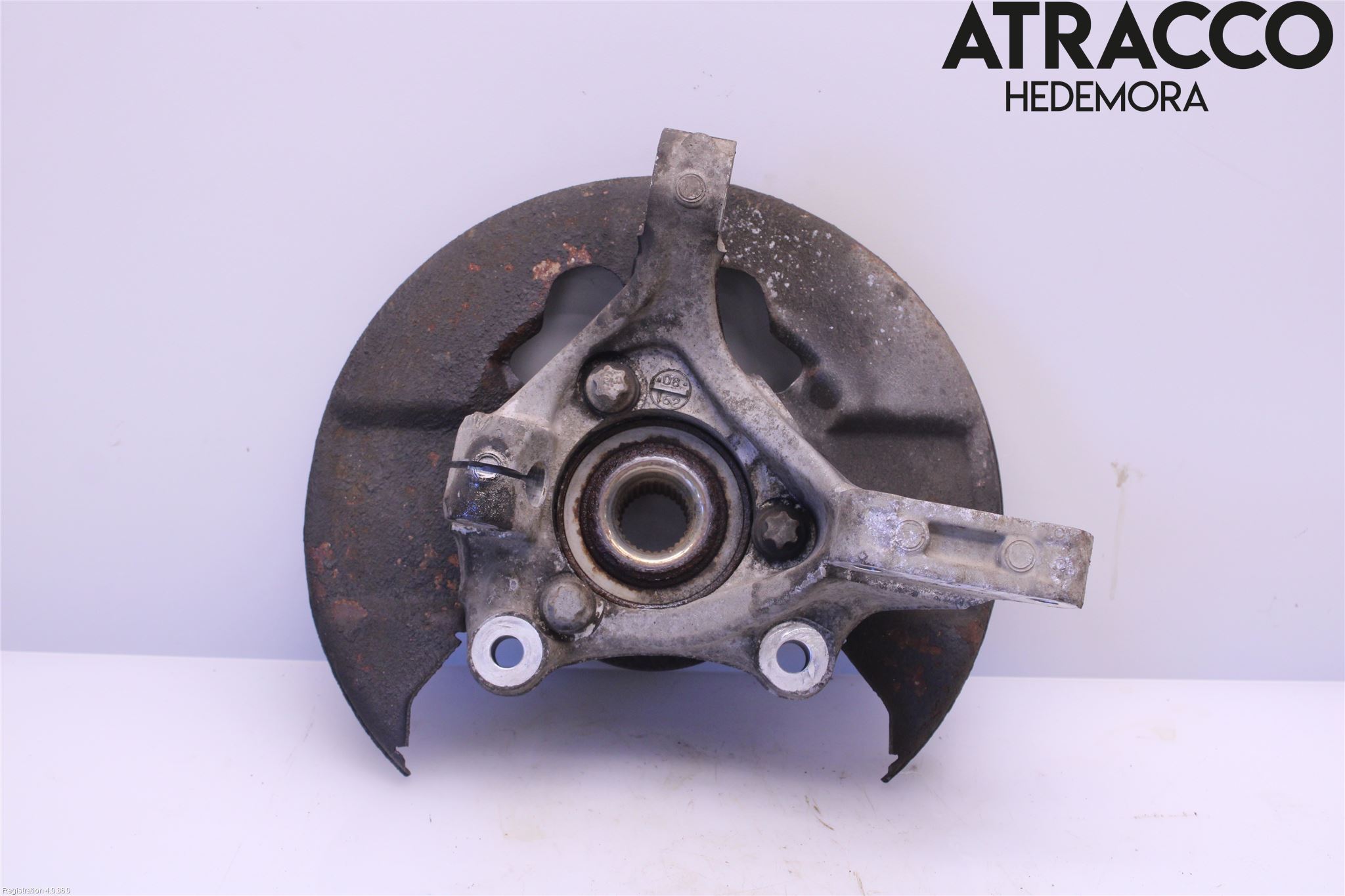 Saab 9-5     06-10 Spindel Vf
