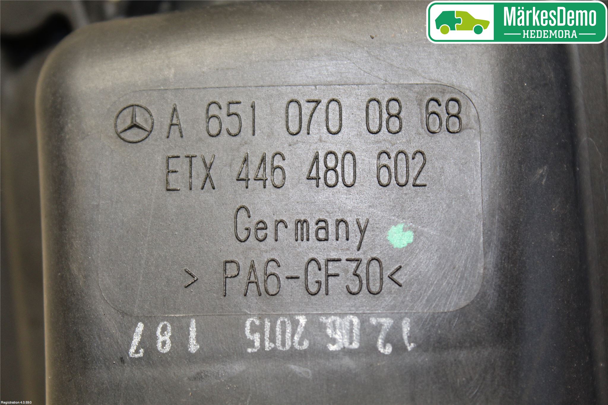 Mercedes-Benz MB E-KLASS (W212) 09-16 Fordeler Vacum Klokke