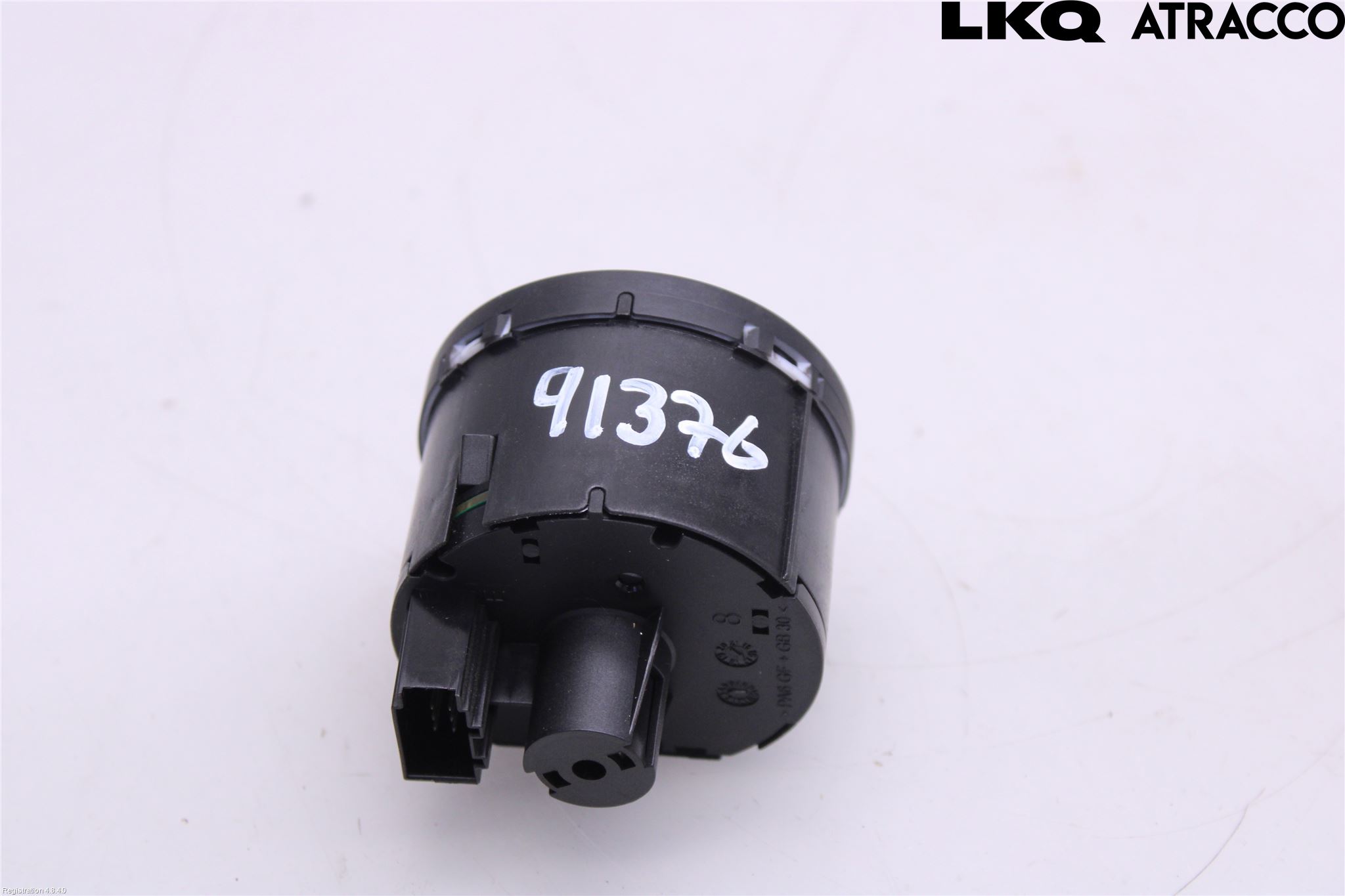 Volkswagen VW GOLF SPORTSVAN 15-20 Bryter Hovedlys