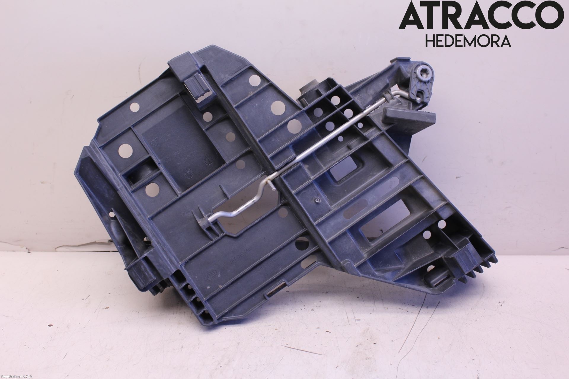 Porsche CAYENNE 03- Frontlykt Holder-Feste