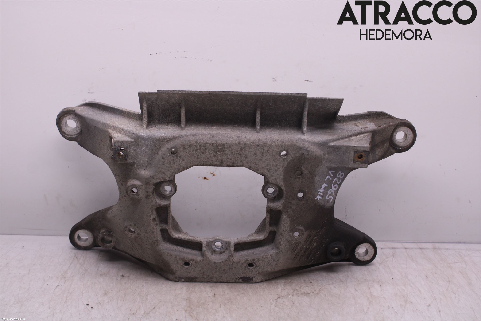 Audi A4/S4 08-11 Gearkasse Bjelke - Travers