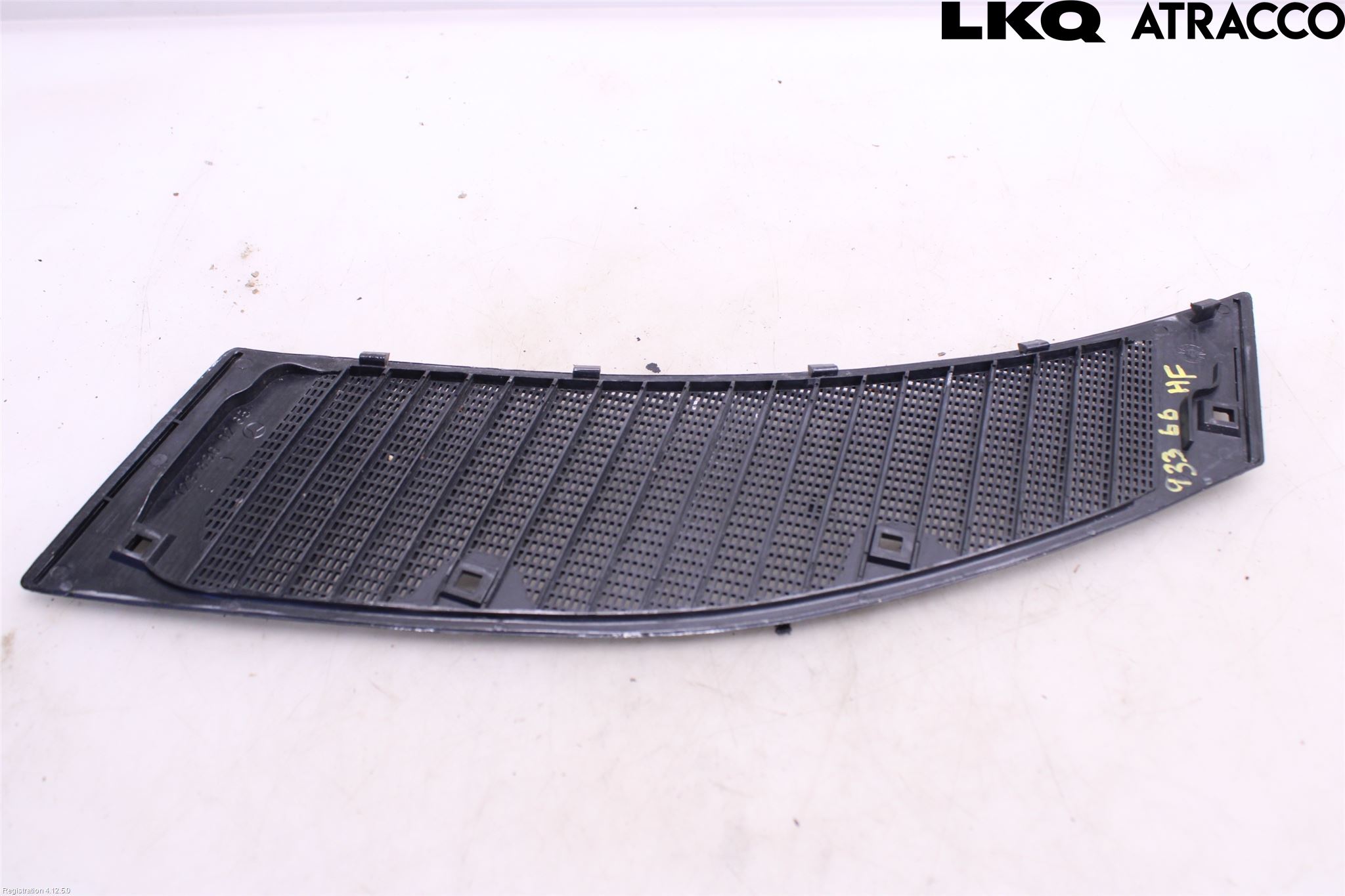 Mercedes-Benz MB 200-300  (W123) 76-86 Luftstyring Front