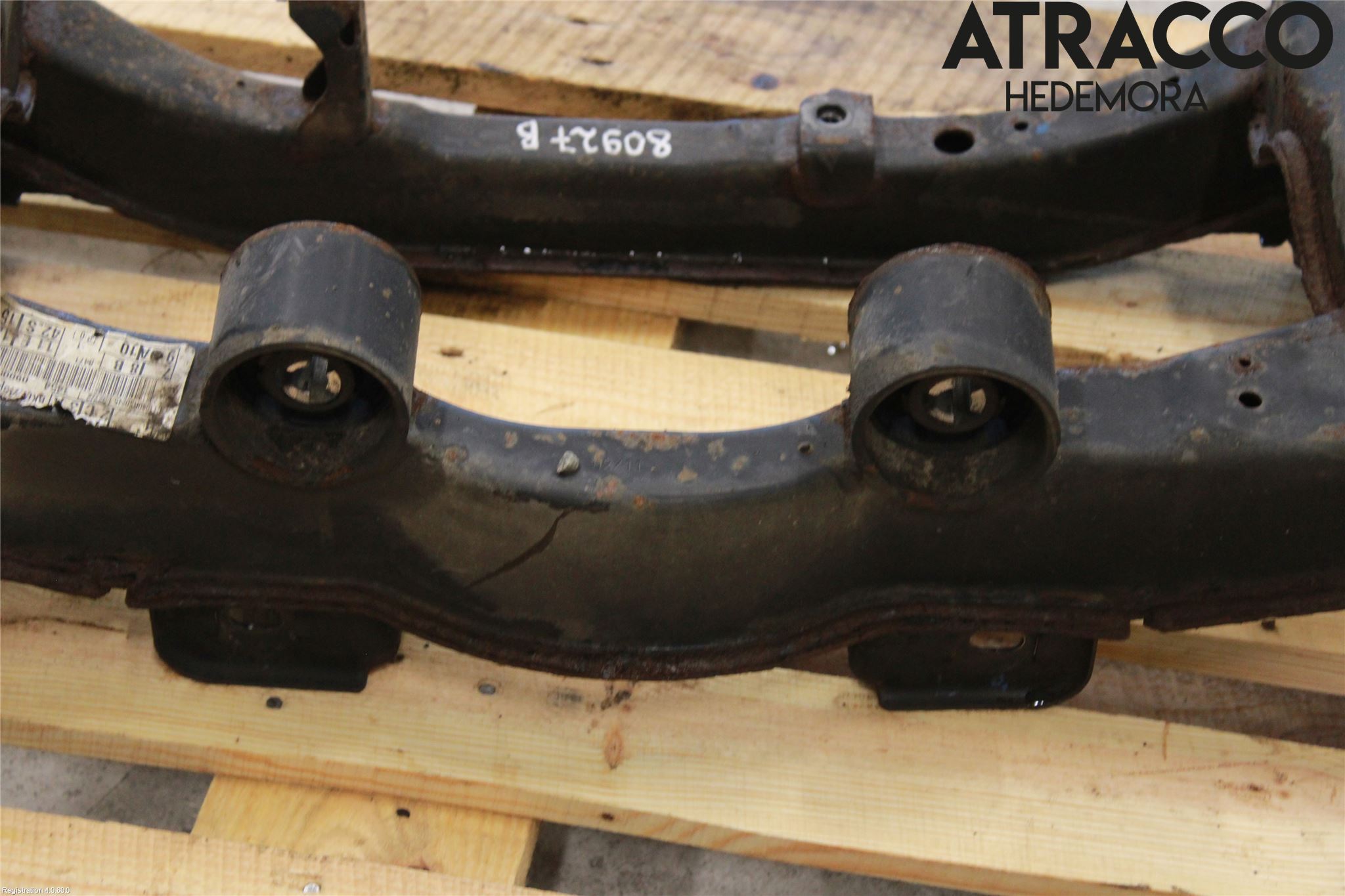 Ford KUGA 08-12 Bakaksel Feste Travers-Ramme
