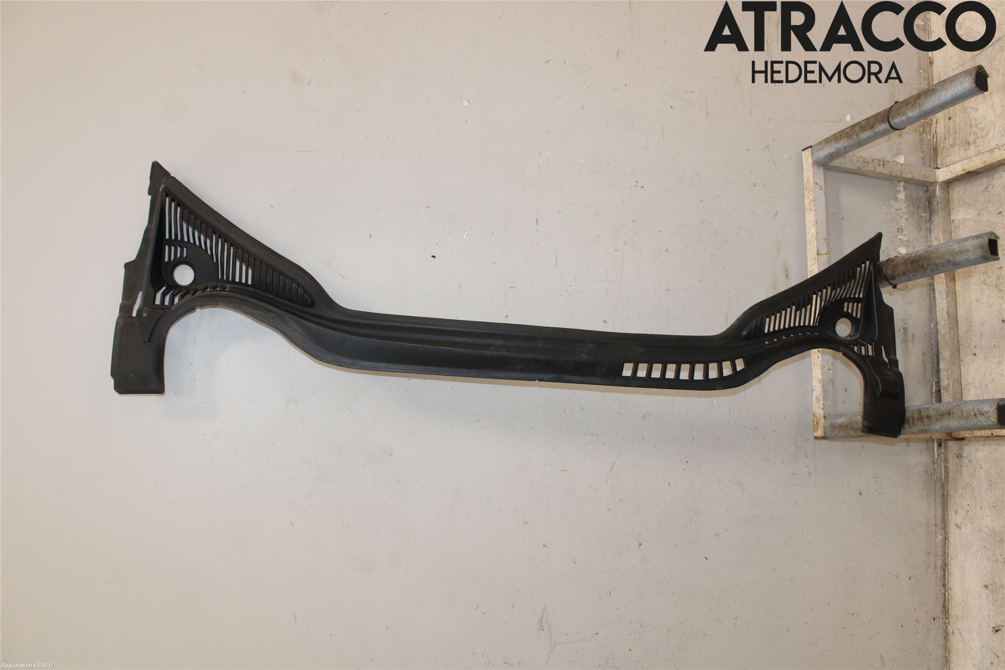 Citroen C5 08-17 Visker Deksel-Grill-Under Frr