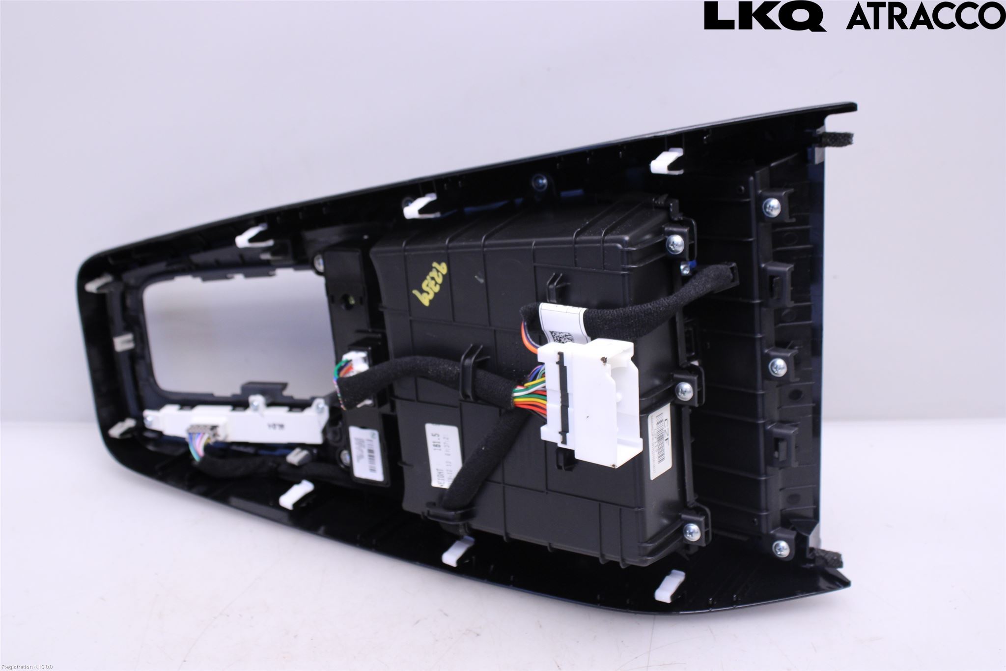 Kia STONIC 18->> Instrumentkonsoll Midt