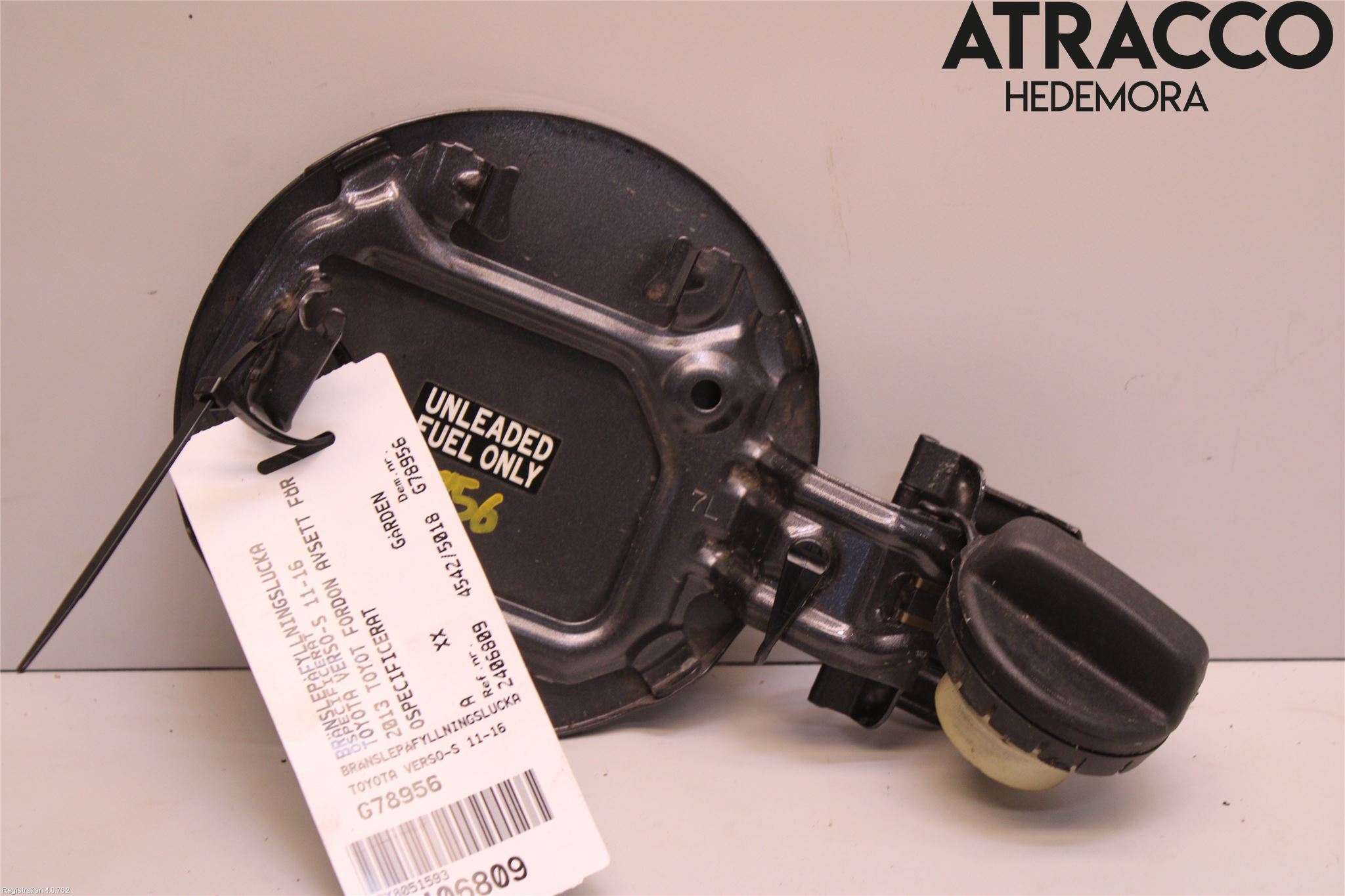 Toyota VERSO-S 11-16 Drivstoff Tankluke