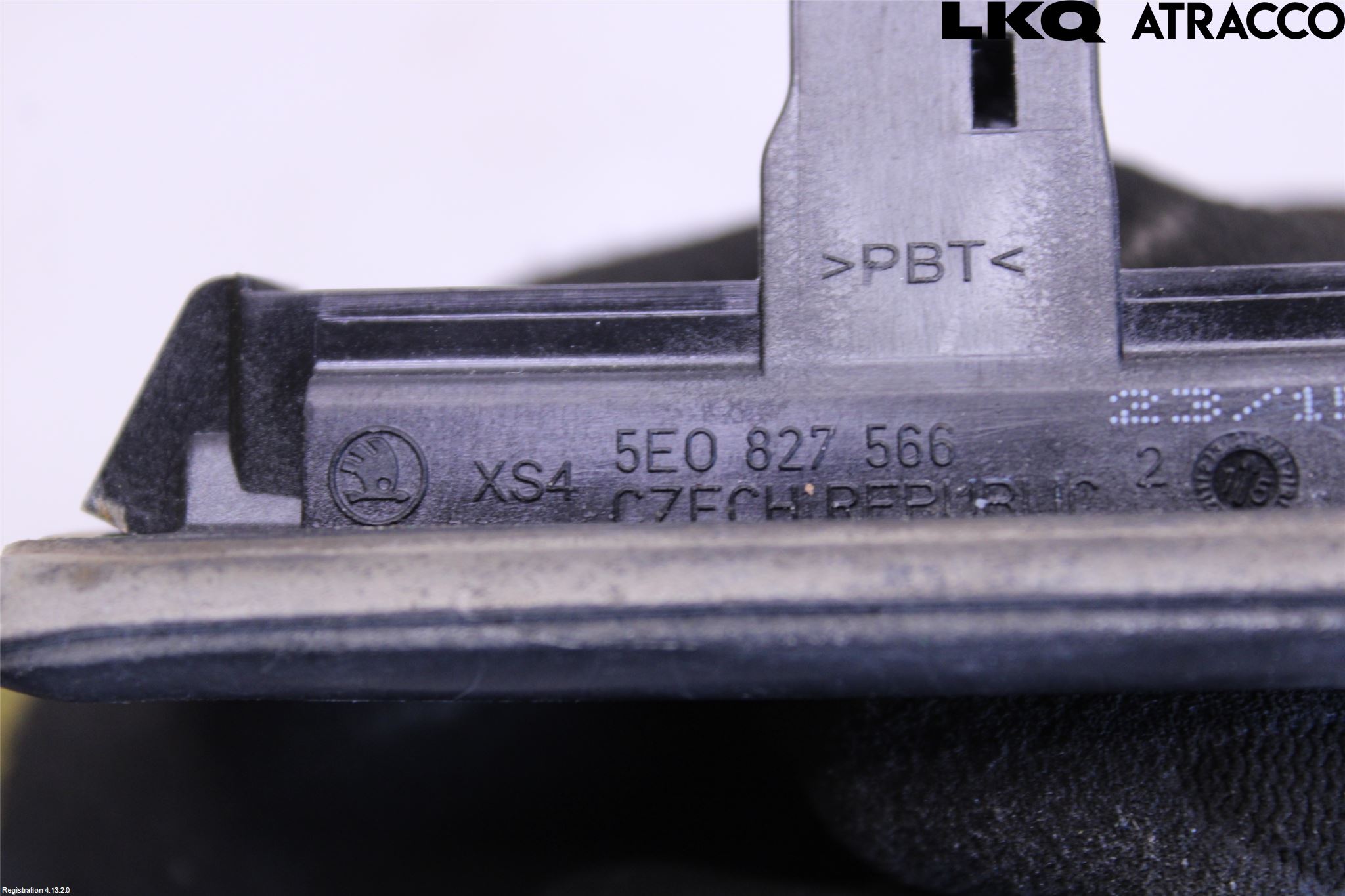 Skoda FABIA 15-21 Bakluke Handtak Ytre
