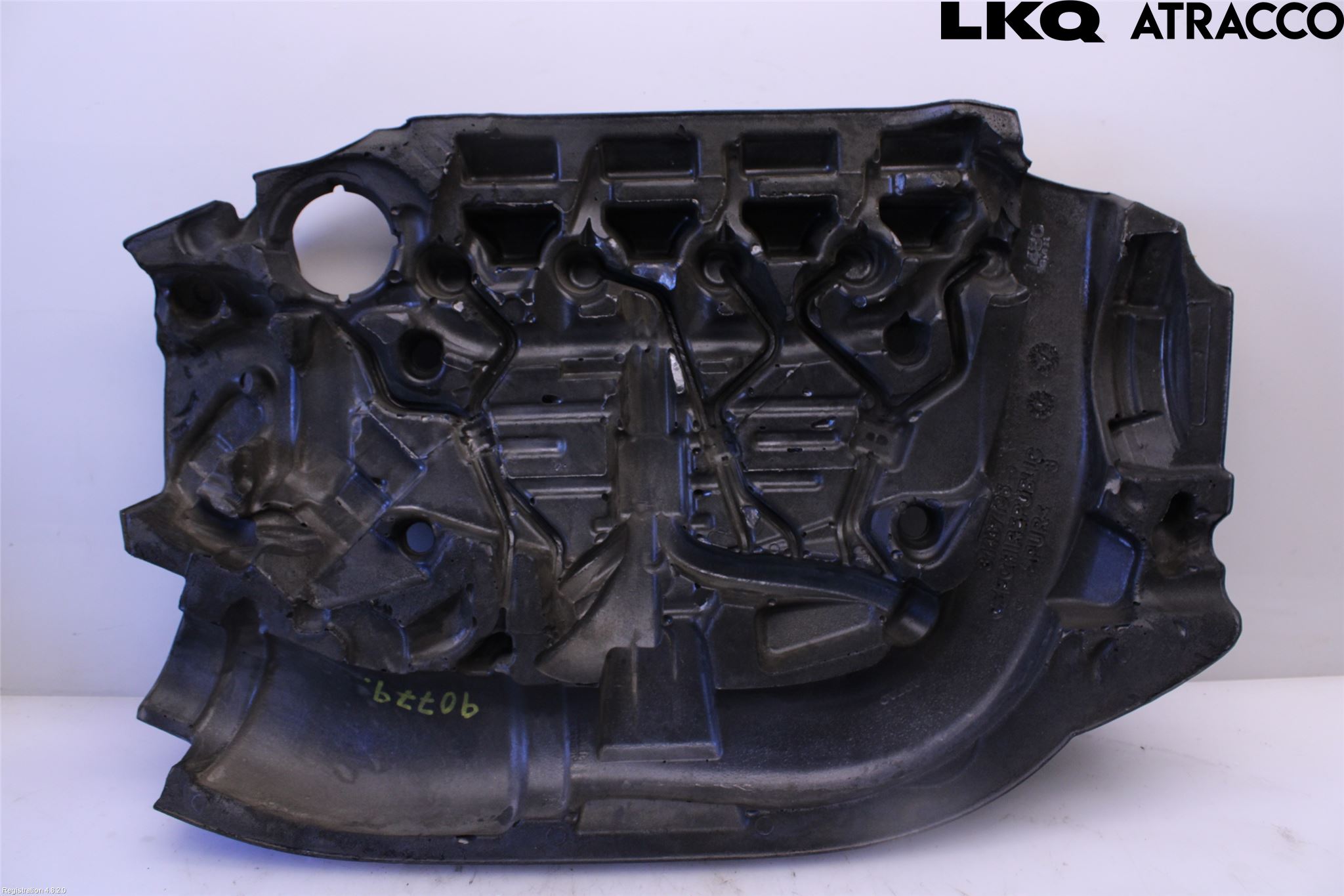 Volvo V70 14-16 Motor Deksel Over Motor