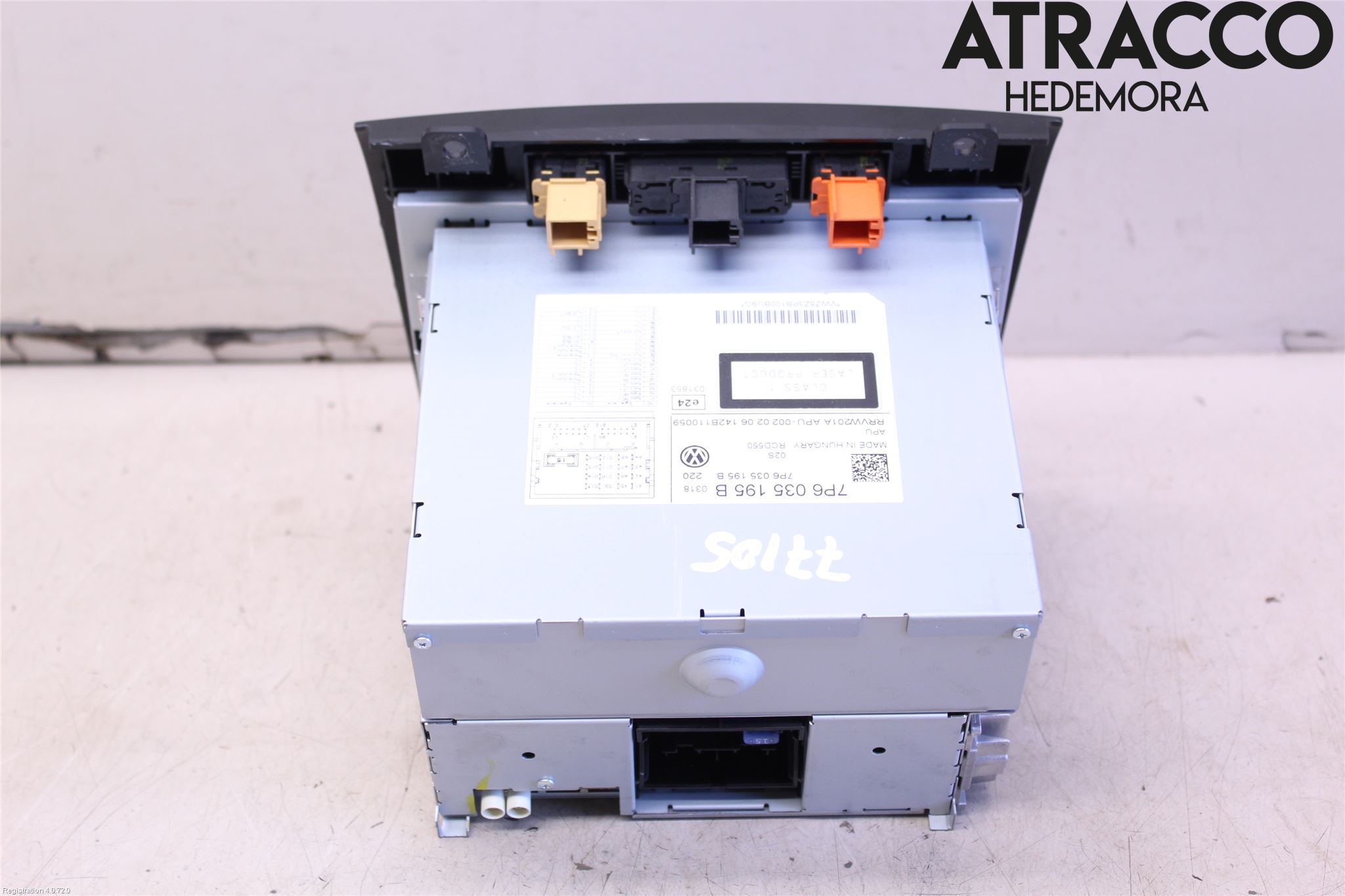 Volkswagen VW TOUAREG 7P 11-18 Stereo Radio Med Cd