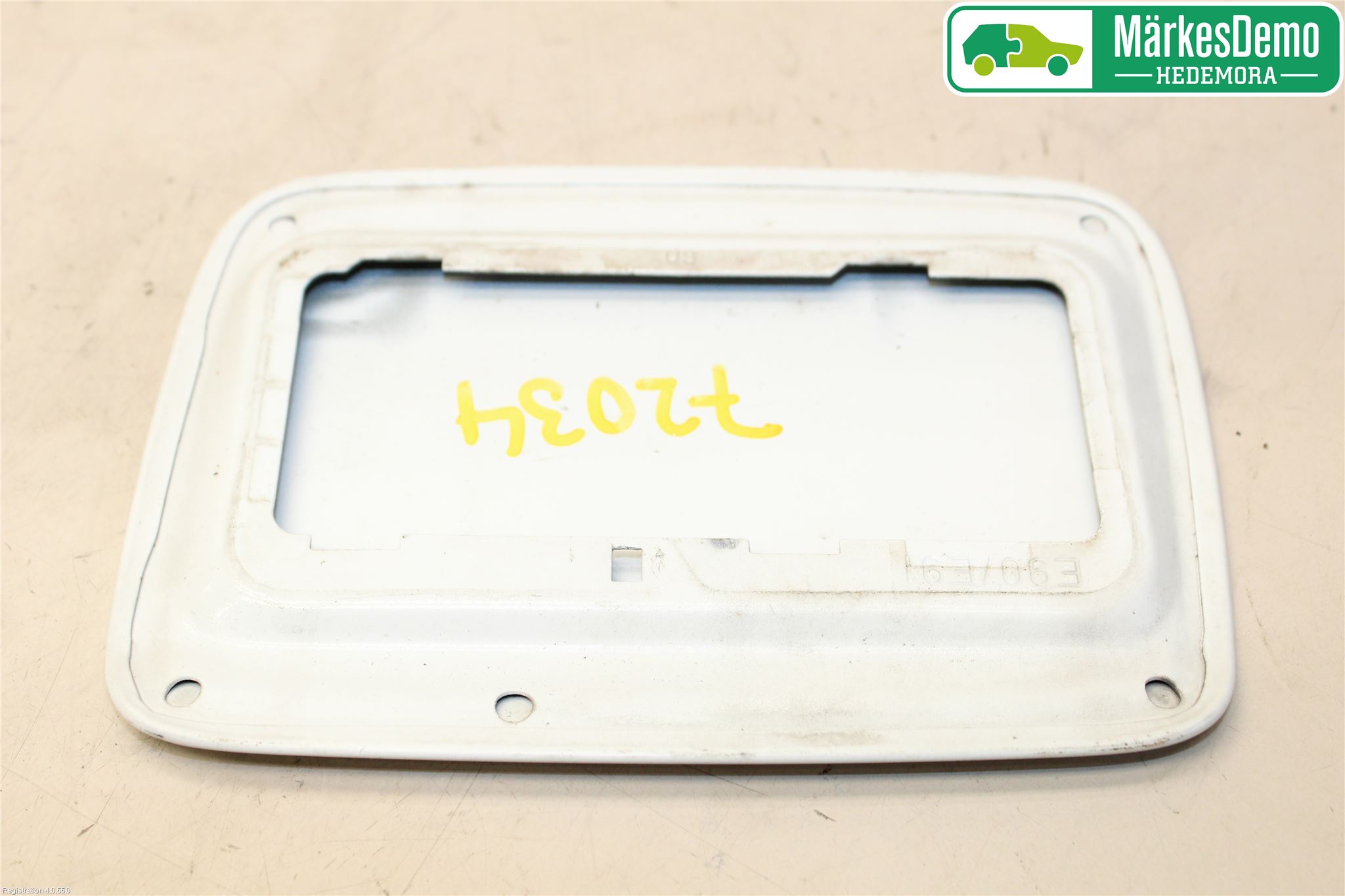 BMW 3 E90/91 SED/TOU 05-12 Drivstoff Tankluke